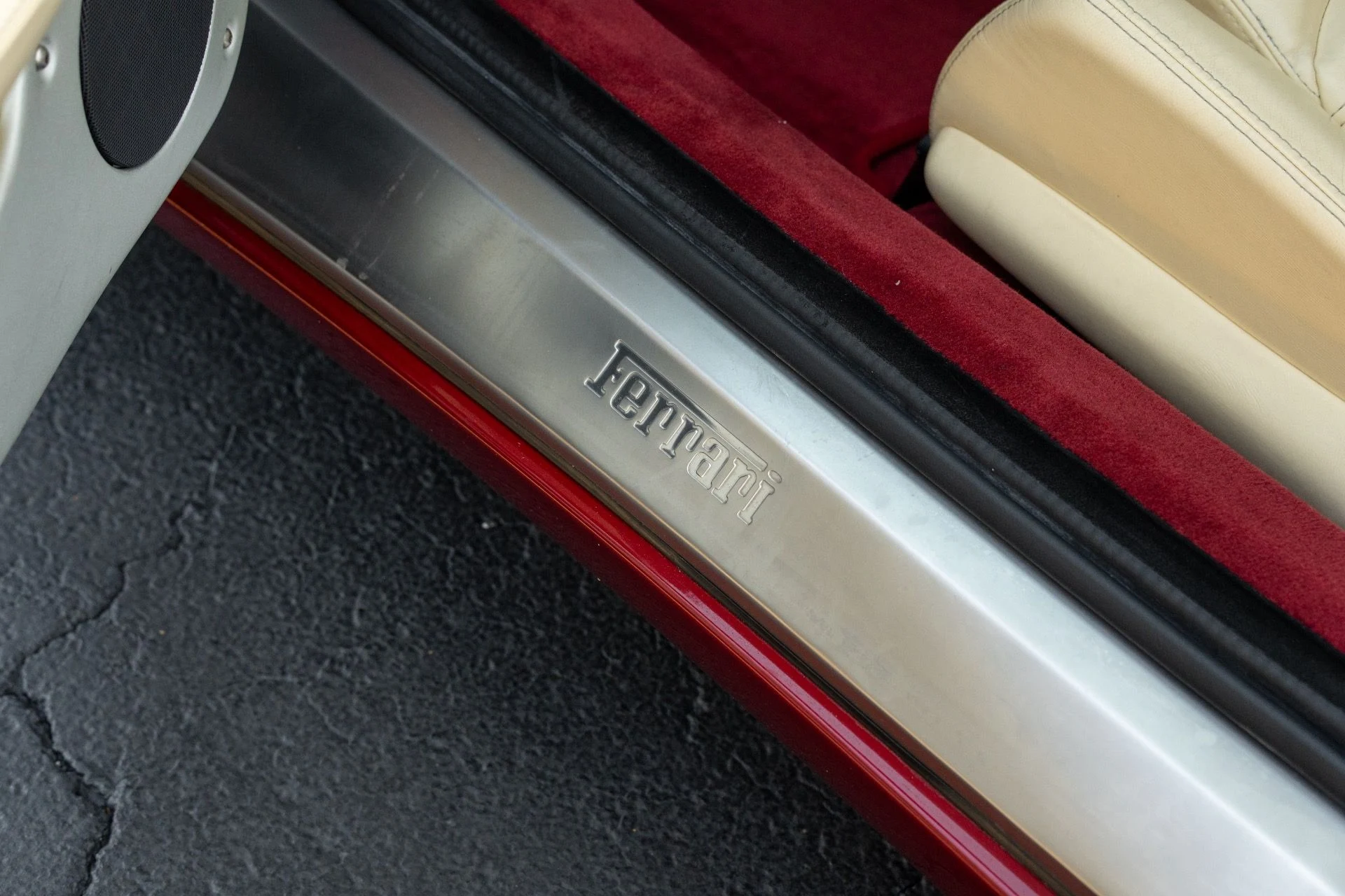 mph043_884441697_Used_2000_Ferrari_360_Modena_1772217645_908761b699