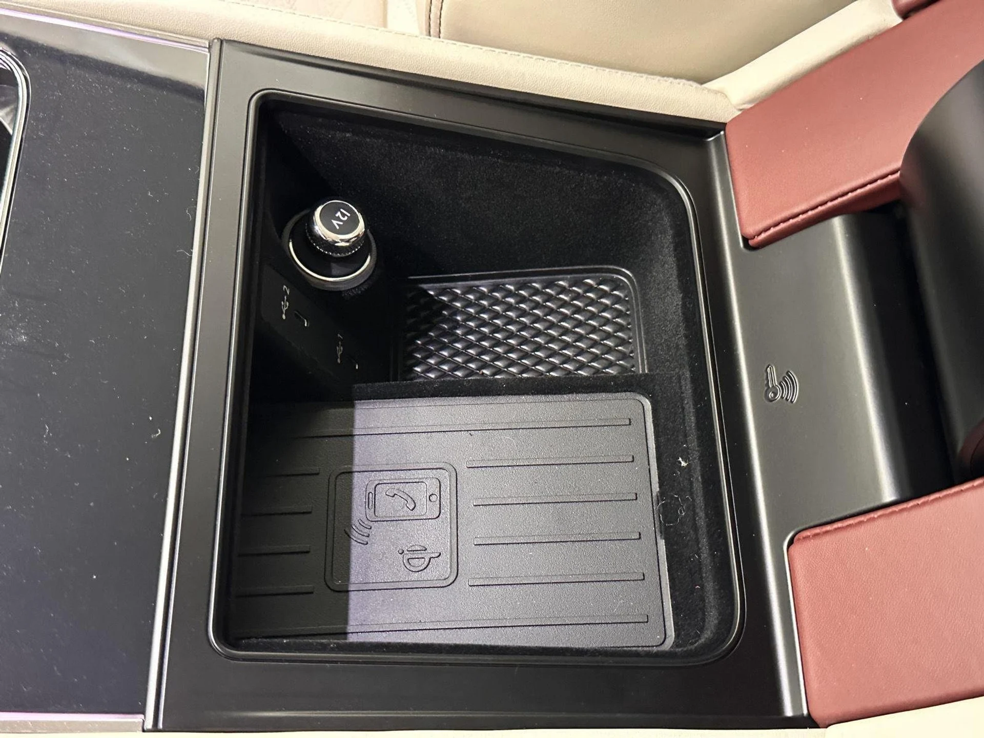 mph043_906792103_6ac354f270f7dcd428099be97c68f7f1_493d599494