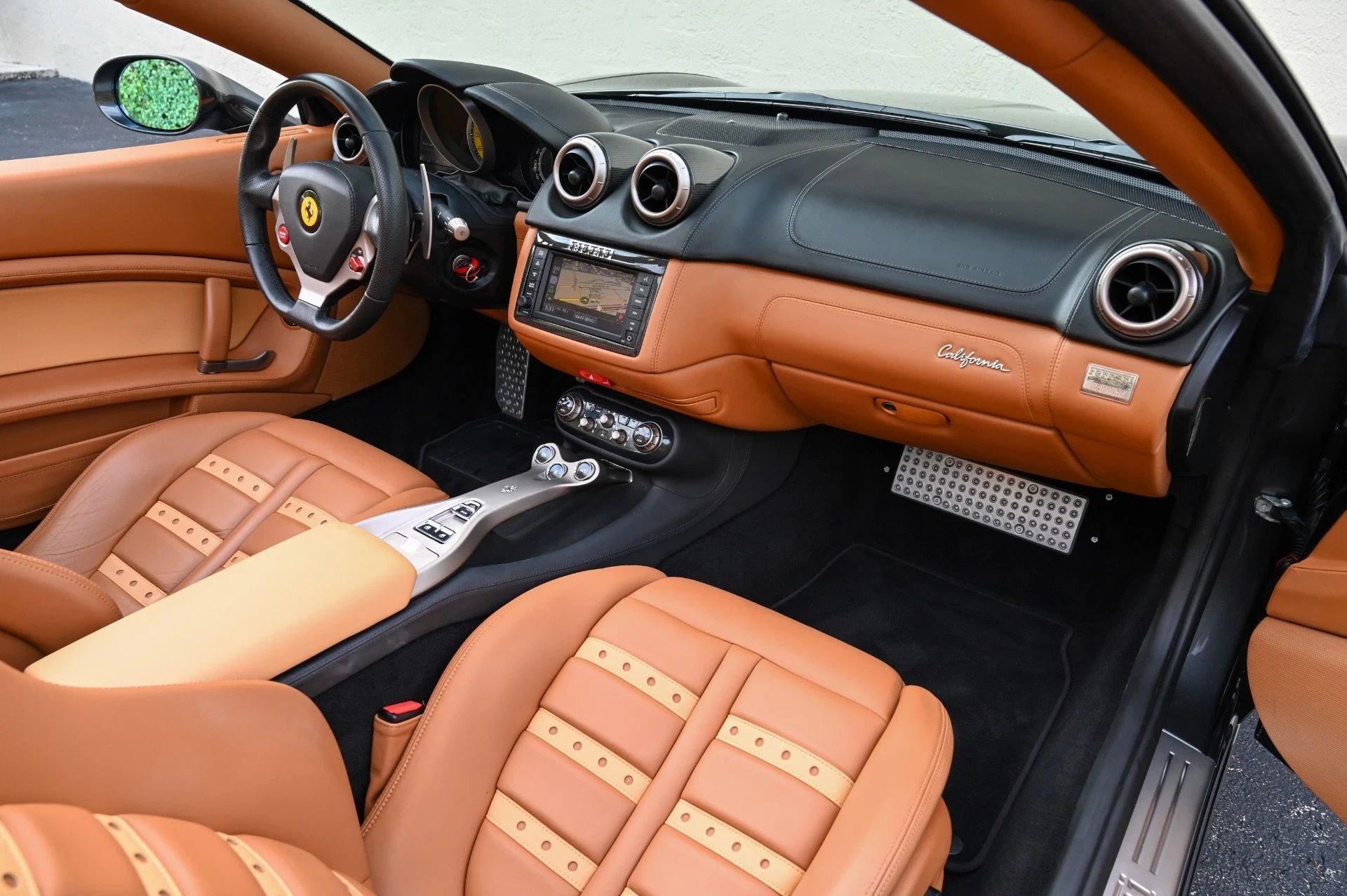 mph043_907260795_Used_2010_Ferrari_California_1705612948_23078a7fb5