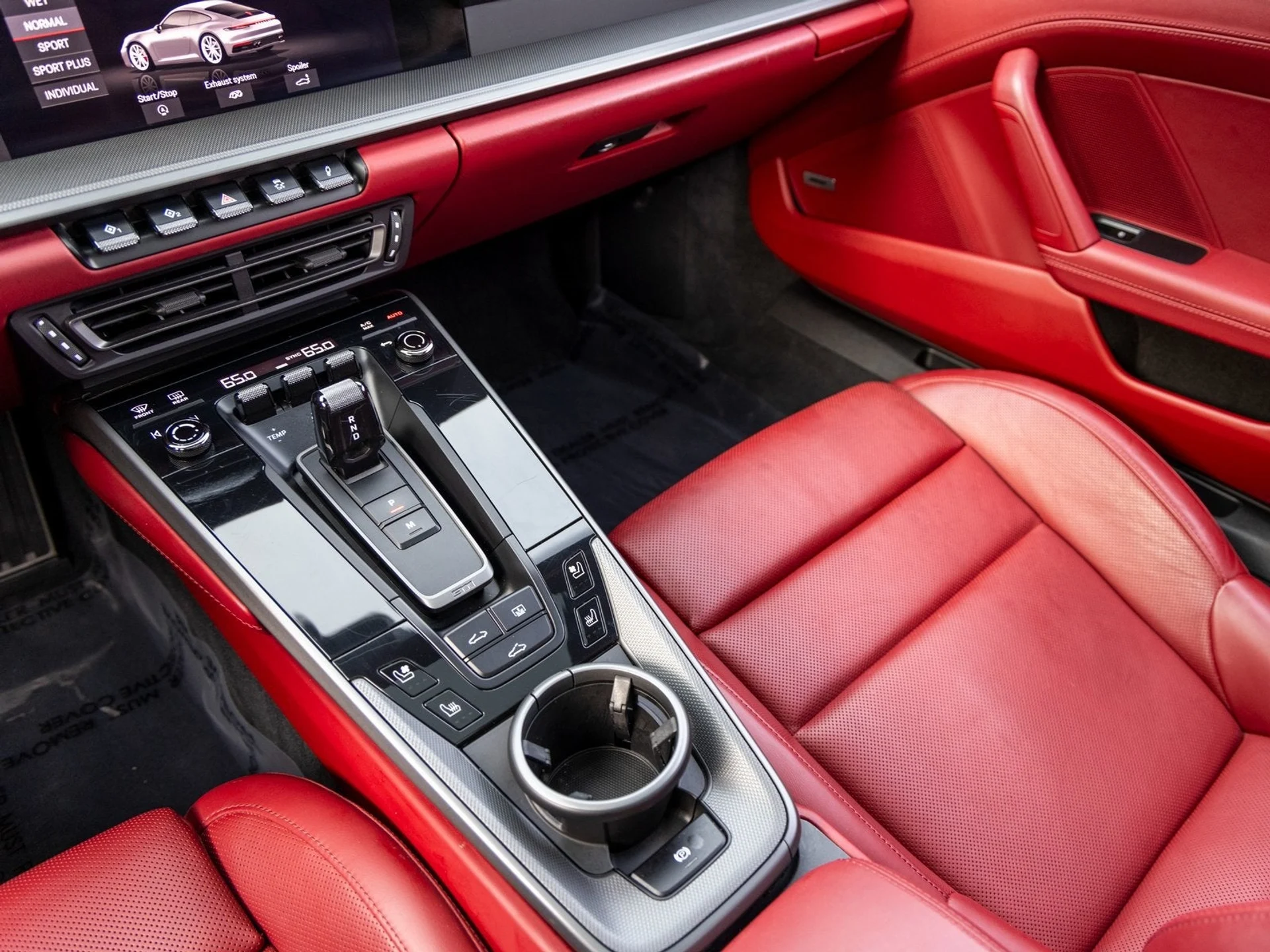 mph043_911619859_44_4c67a740f3