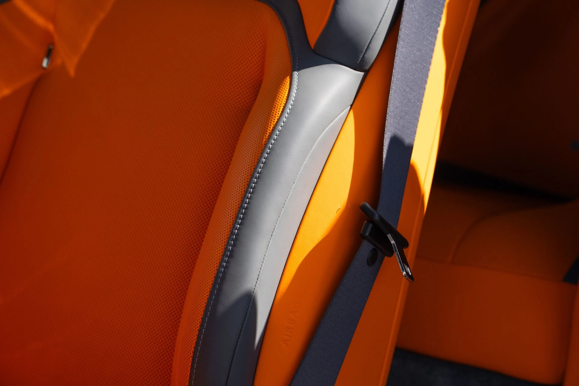 mph043_912967262_Used_2024_Rolls_Royce_Spectre_1772250917_c22c561548