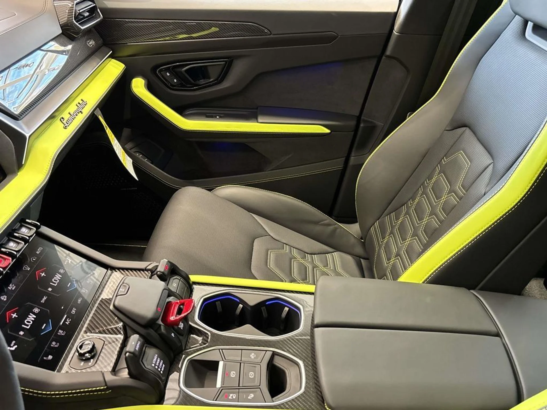 mph043_924964958_5d4febe6d86a8c892afe0292be07bf04x_dfd966a7f3