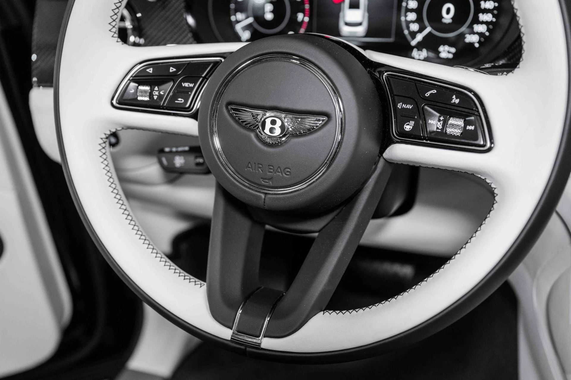 mph043_929365994_Used_2024_Bentley_Bentayga_S_V8_1721581945_fdd302cd73