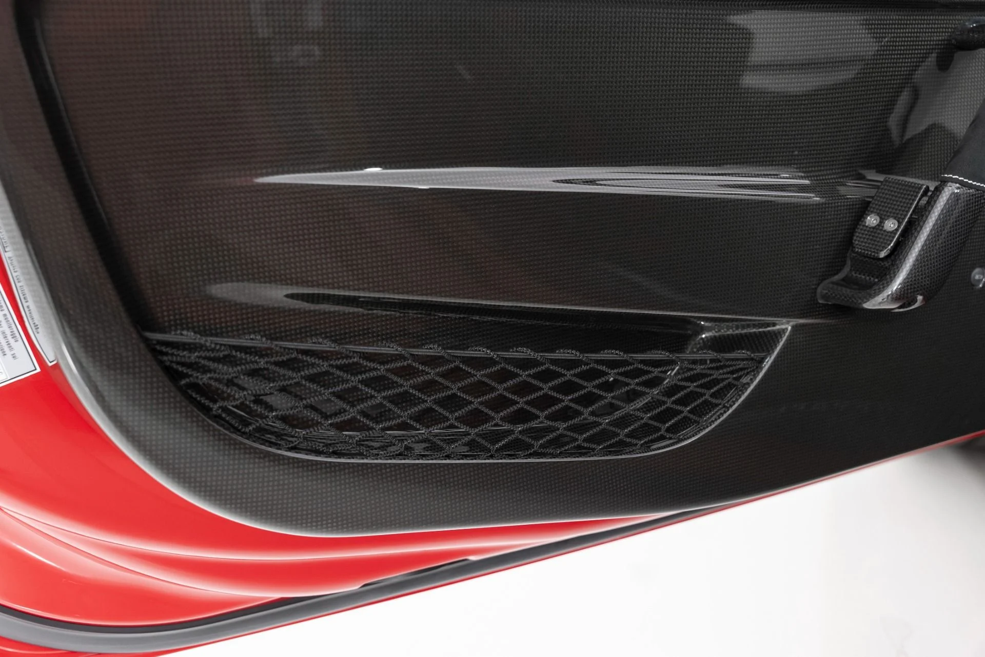 mph043_93034255_Used_2015_Ferrari_458_Speciale_Aperta_1760122870_1dabc5e1bd