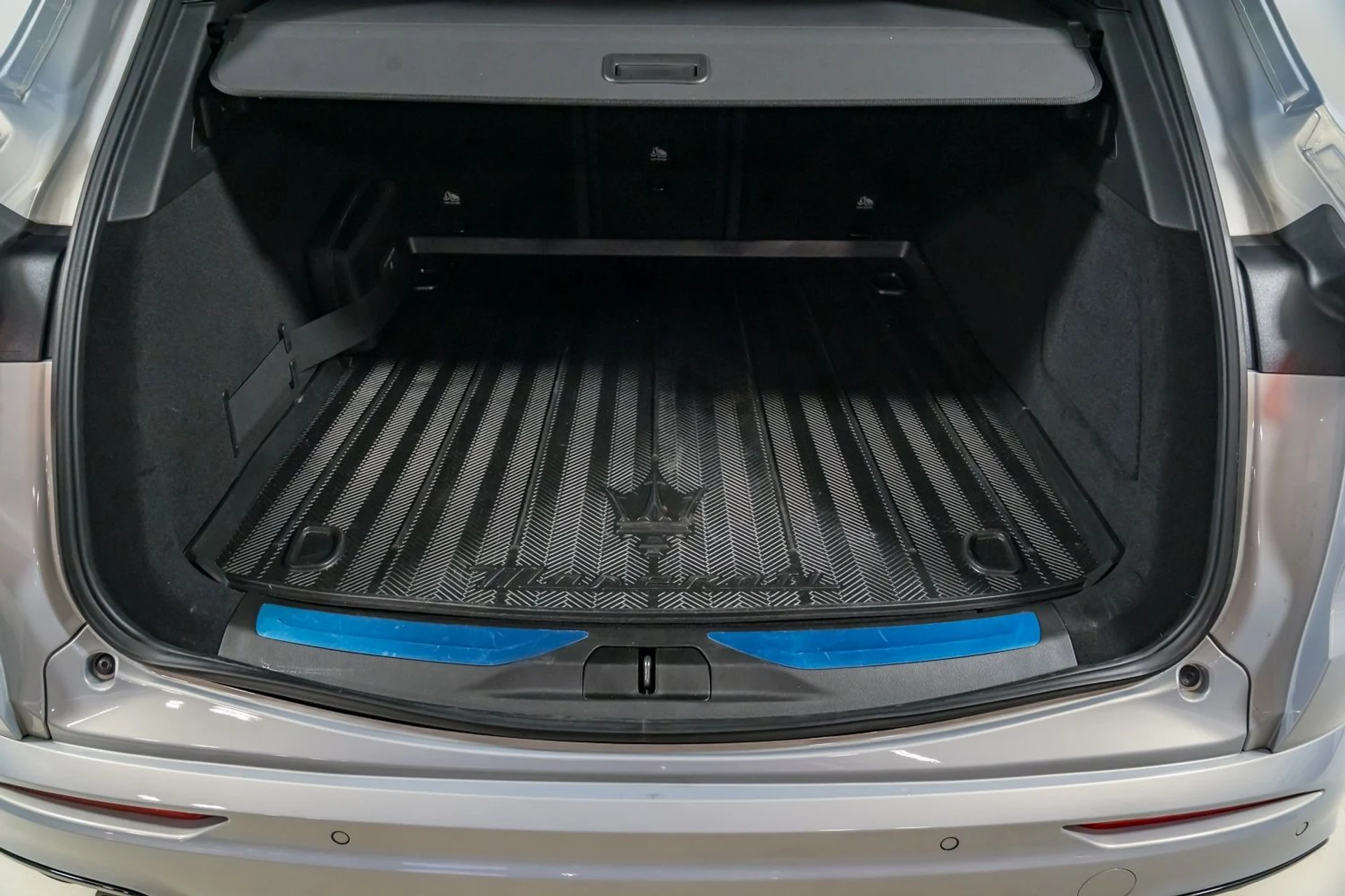 mph043_933180294_9bc80434ce694fd888b545c9c2f03b3c_43e64946a0