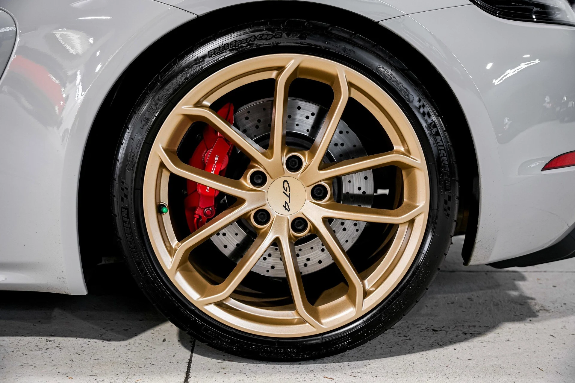 mph043_937286407_c712f529f2164648f619f64485606b7ax_09212941ee