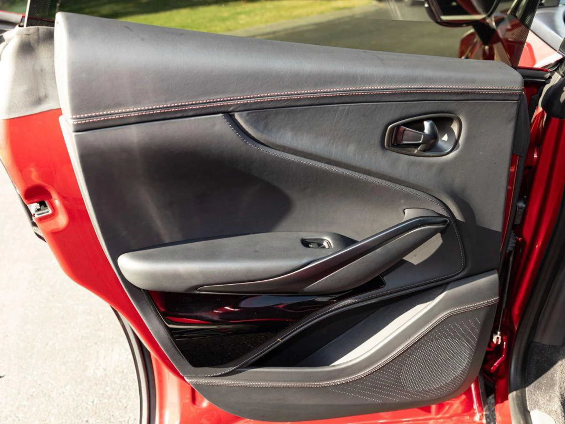 mph043_952856477_507797819_69e105390851751bfabf9baf_a7ca5e0f23