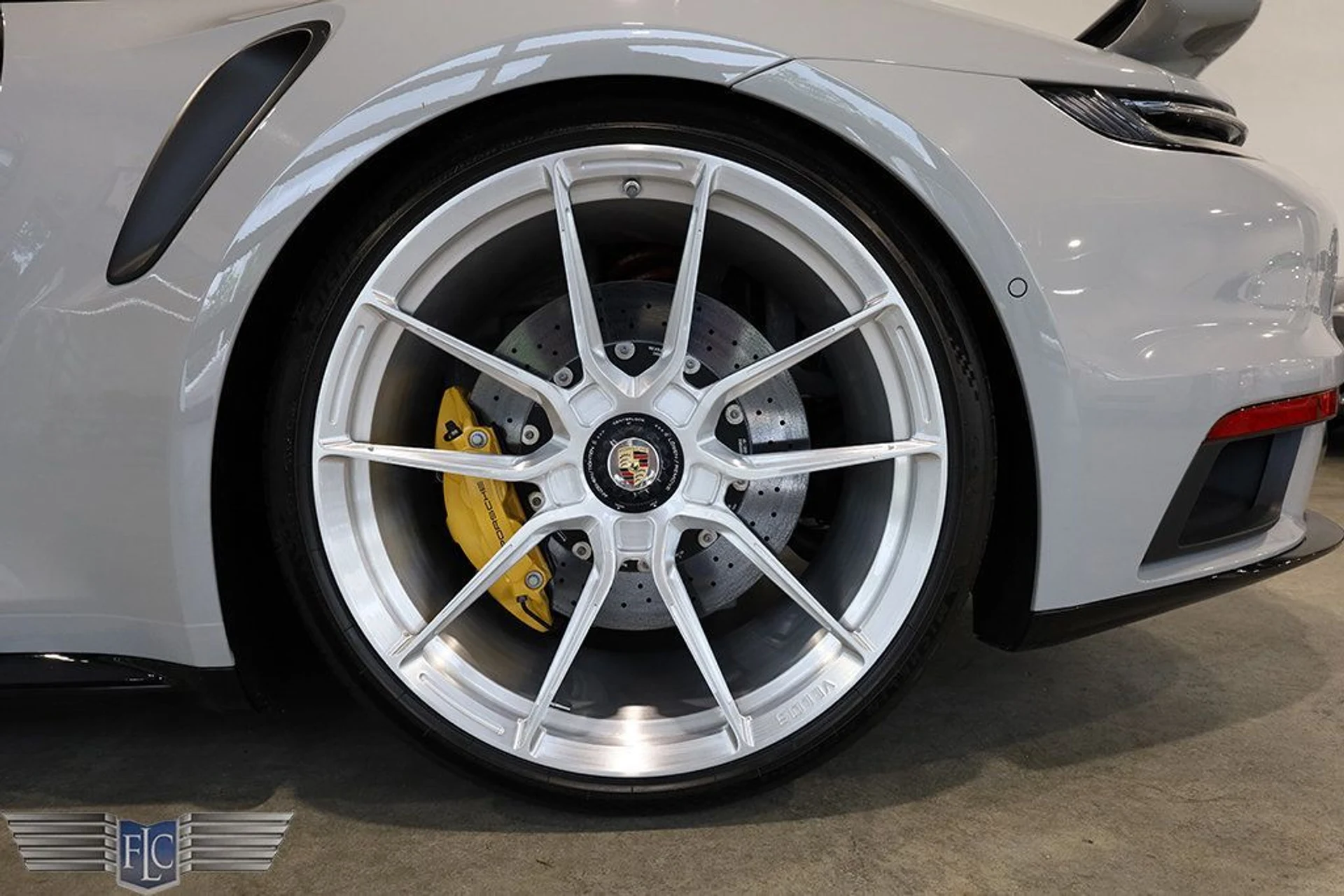 mph043_953234622_used_2022_porsche_911_turboscoupe_9689_22838871_44_1024_7ef4345d9c