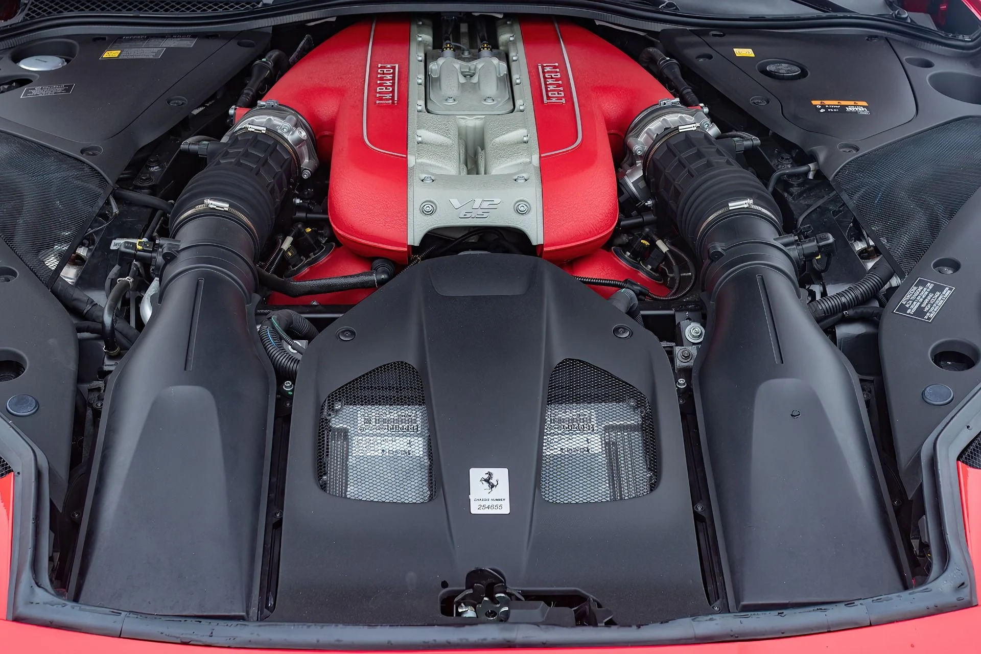 mph043_957712184_Used_2020_Ferrari_812_Superfast_1765217828_da5cdf0947