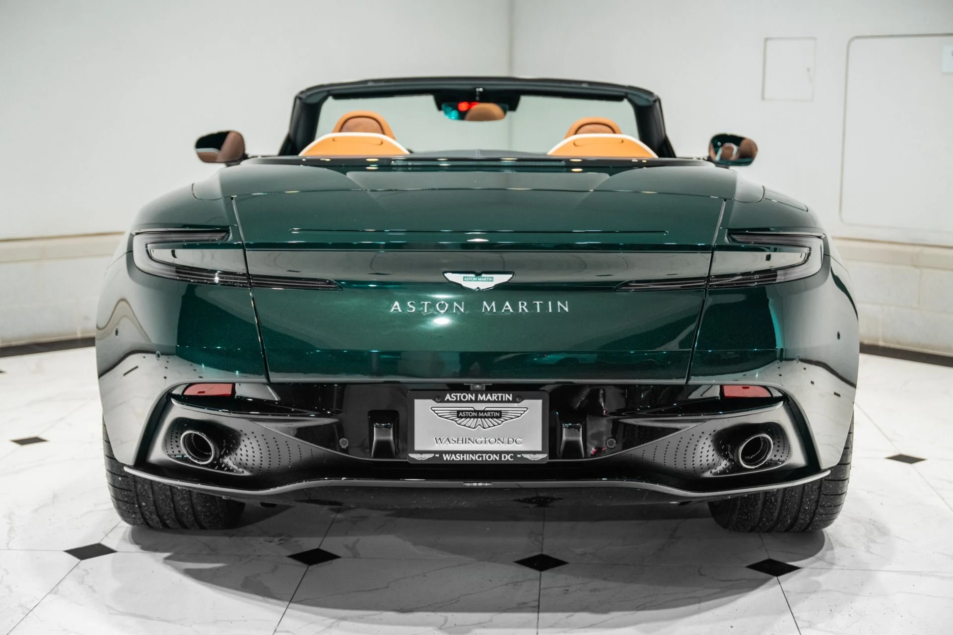mph043_95839484_New_2026_Aston_Martin_DB_12_Volante_1772211091_dfdf755a19