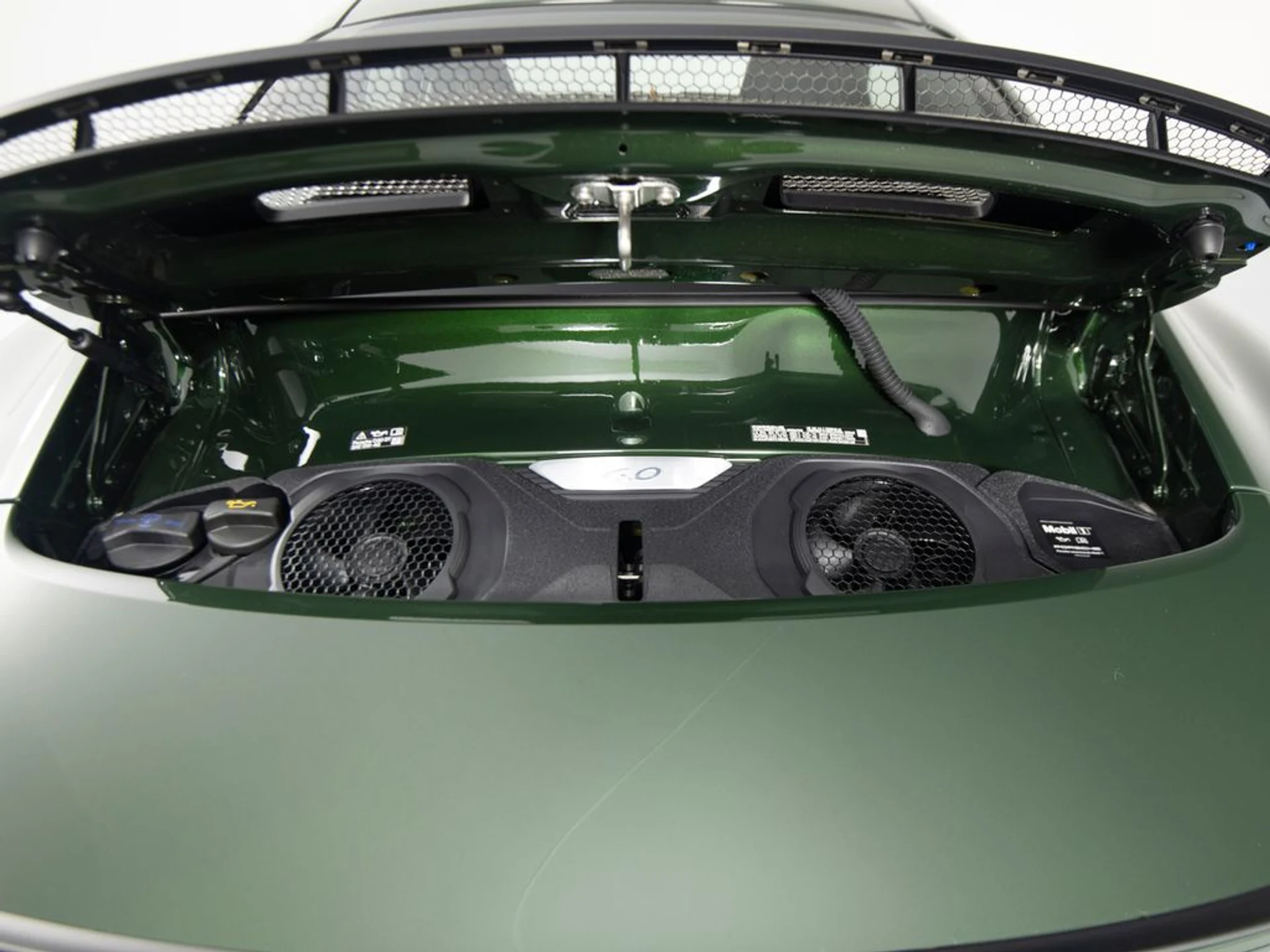 mph043_965380331_851d5d423db6a0f74391a5c45eeffe2ax_7a416a17f0