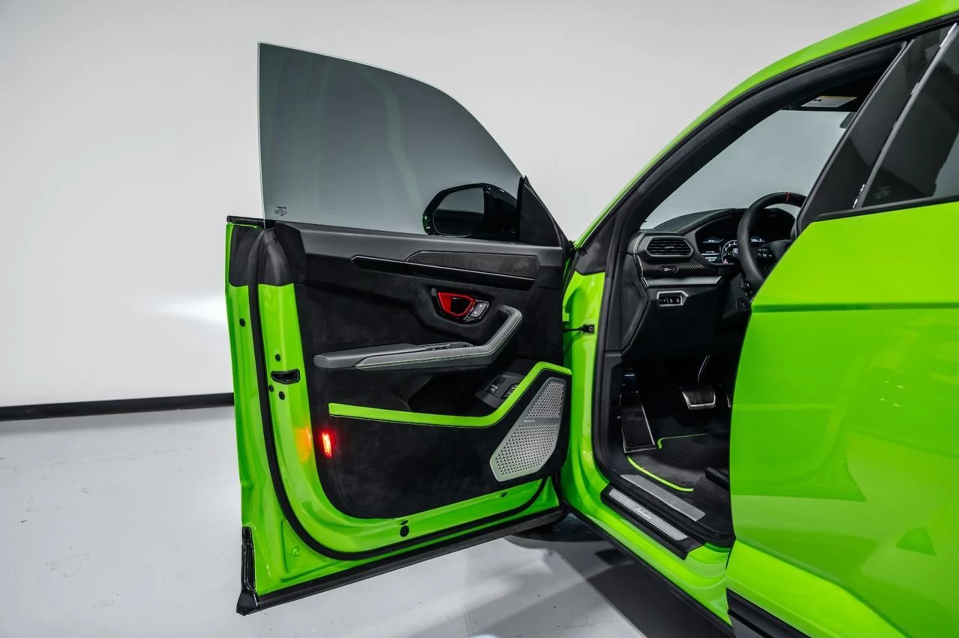 mph043_968566055_2f8f9f3e4f6a30a27f7e927ee360704f_a456d8e7b2