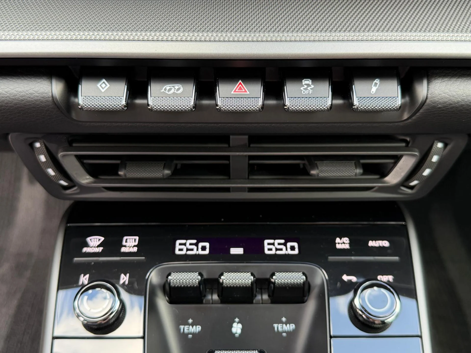 mph043_973498136_Whats_App_Image_2026_03_04_at_4_14_32_PM_21_534b592d38