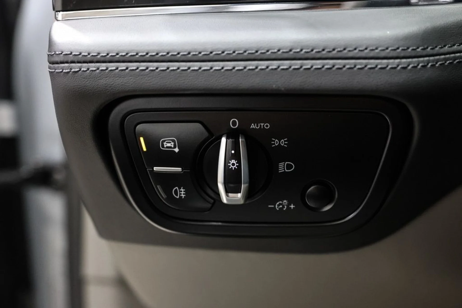 mph043_975741070_cdu8chg4c6bonydd7pa1snv10j4m_2b80b4f6a0