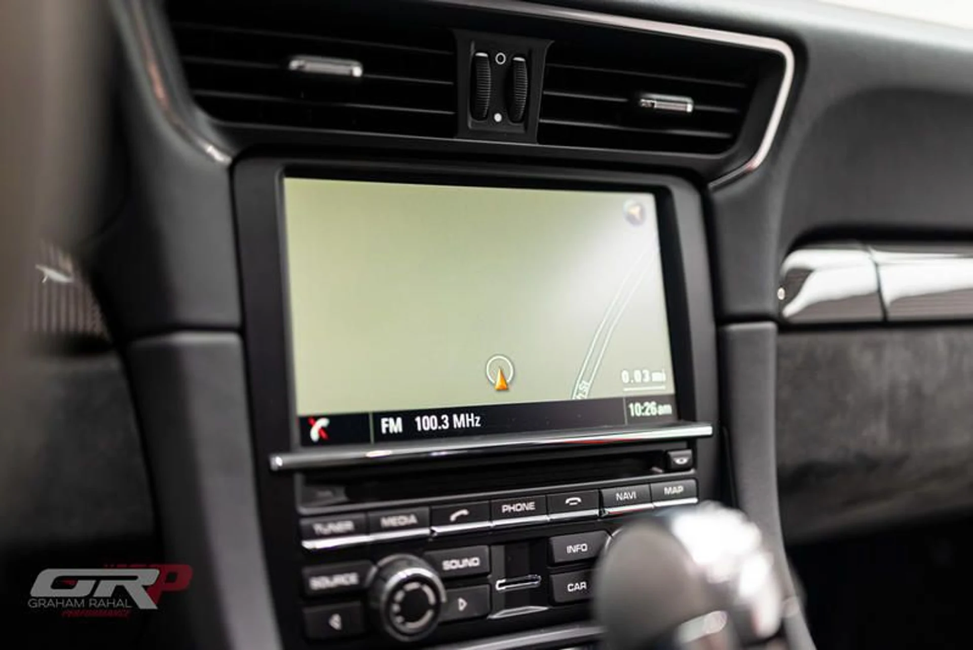 mph043_998658206_B5_E349_A9_A60_A_4583_B565_A456809_CF_305_d516a1d99c