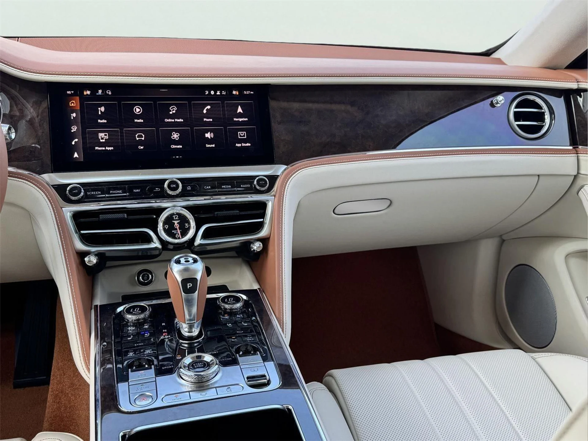 mph044_1000191059_1303f5ac15413a7742996ea0ffb01ae9_93edffb6a4