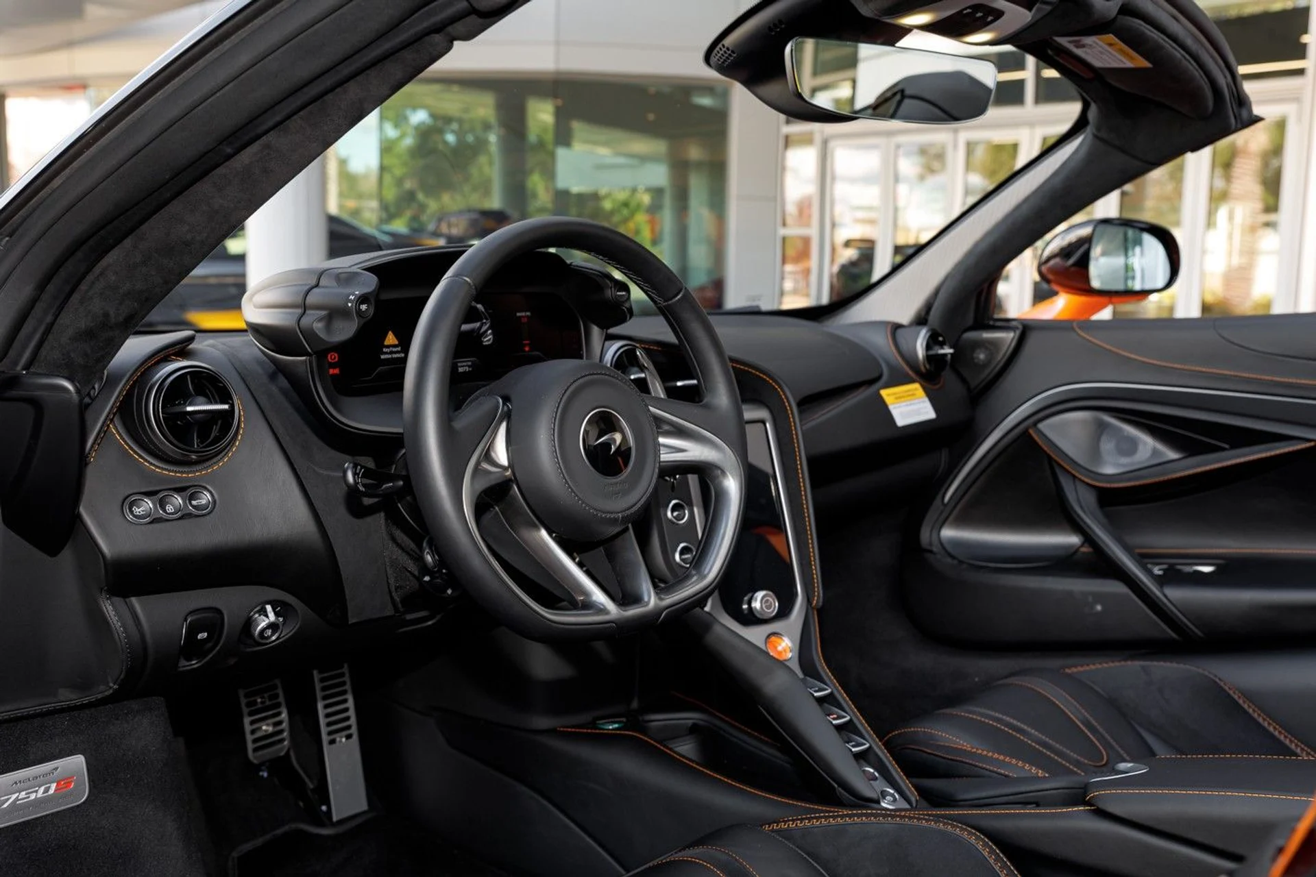 mph044_1015866633_515_p45_l_4cd87cbcf9