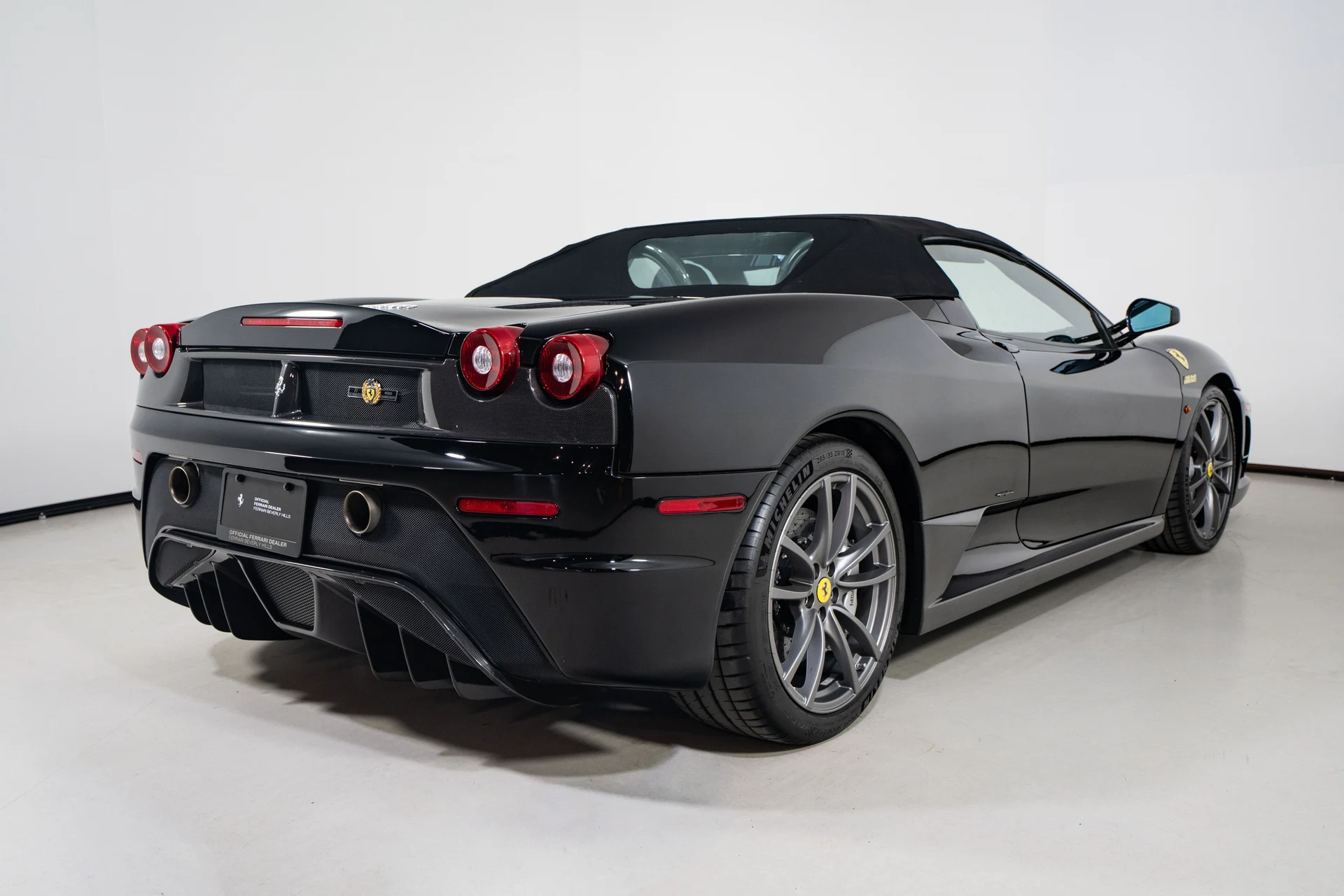 mph044_1022159683_bd129bb92f81871a1e0b2f9dcacd0f20_73b2eb6d8a