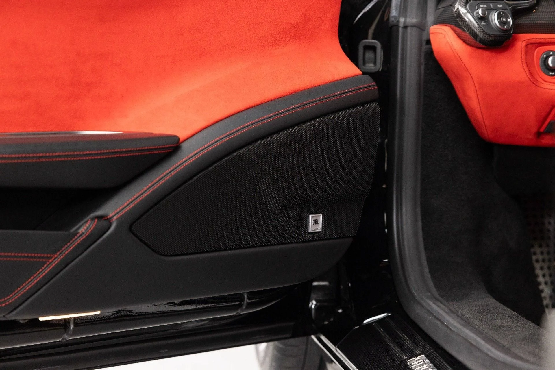 mph044_1047657280_Used_2015_Ferrari_458_Italia_1784296498_b97a106691