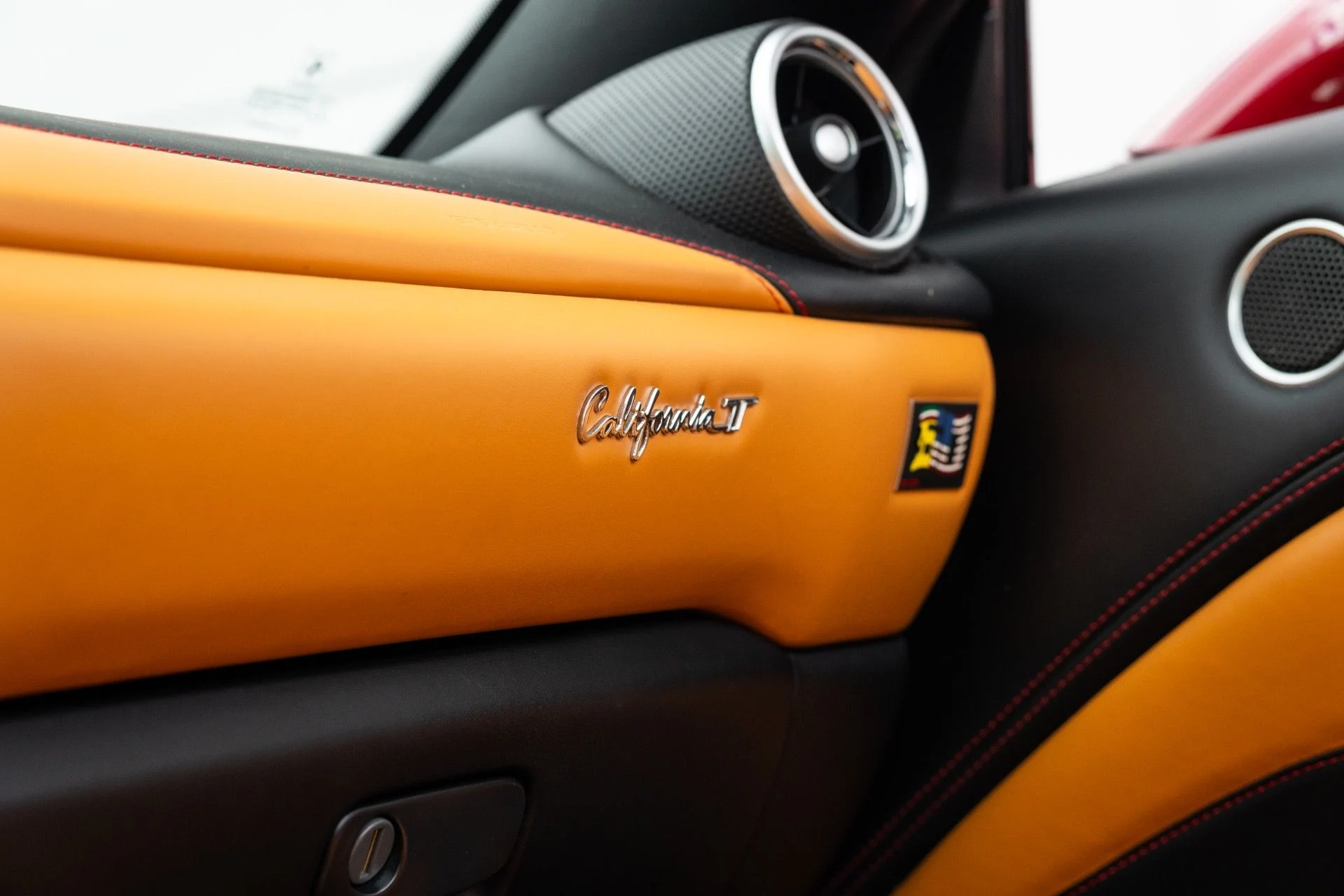 mph044_1060879733_Used_2015_Ferrari_California_T_1773337239_a4f04728c5