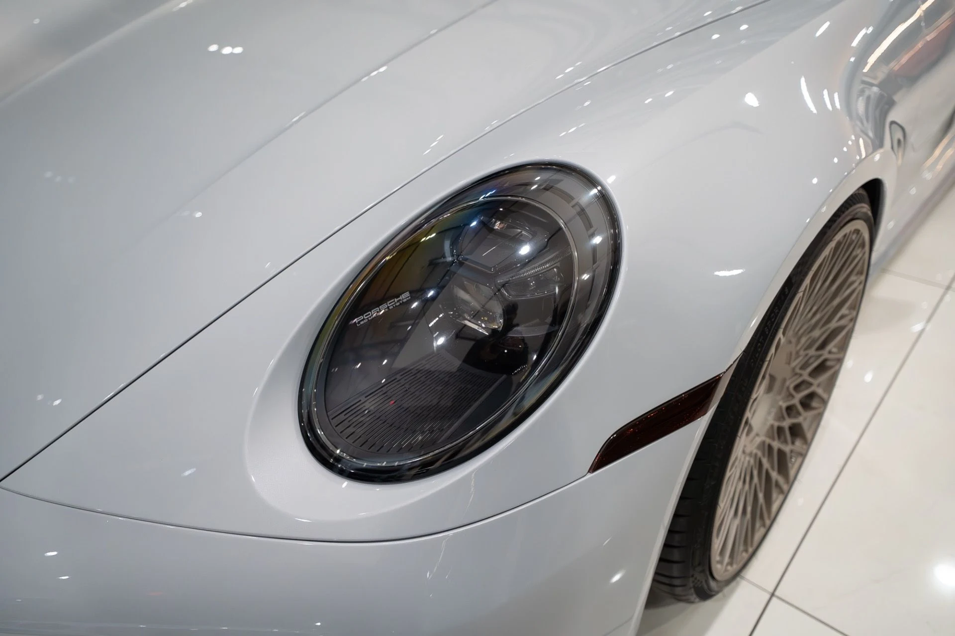 mph044_1064283275_11869_p45_l_3e72b008e1