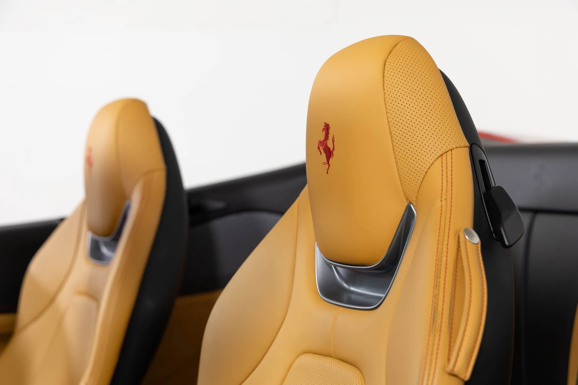 mph044_1069338236_e68c16a5bbb94cc682e50f5c057a6ed3_b98fc68791