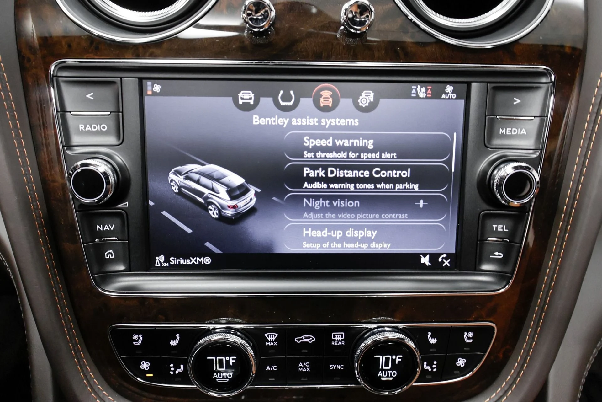 mph044_1084644787_Used_2020_Bentley_Bentayga_V8_1761664862_2f49f49b40