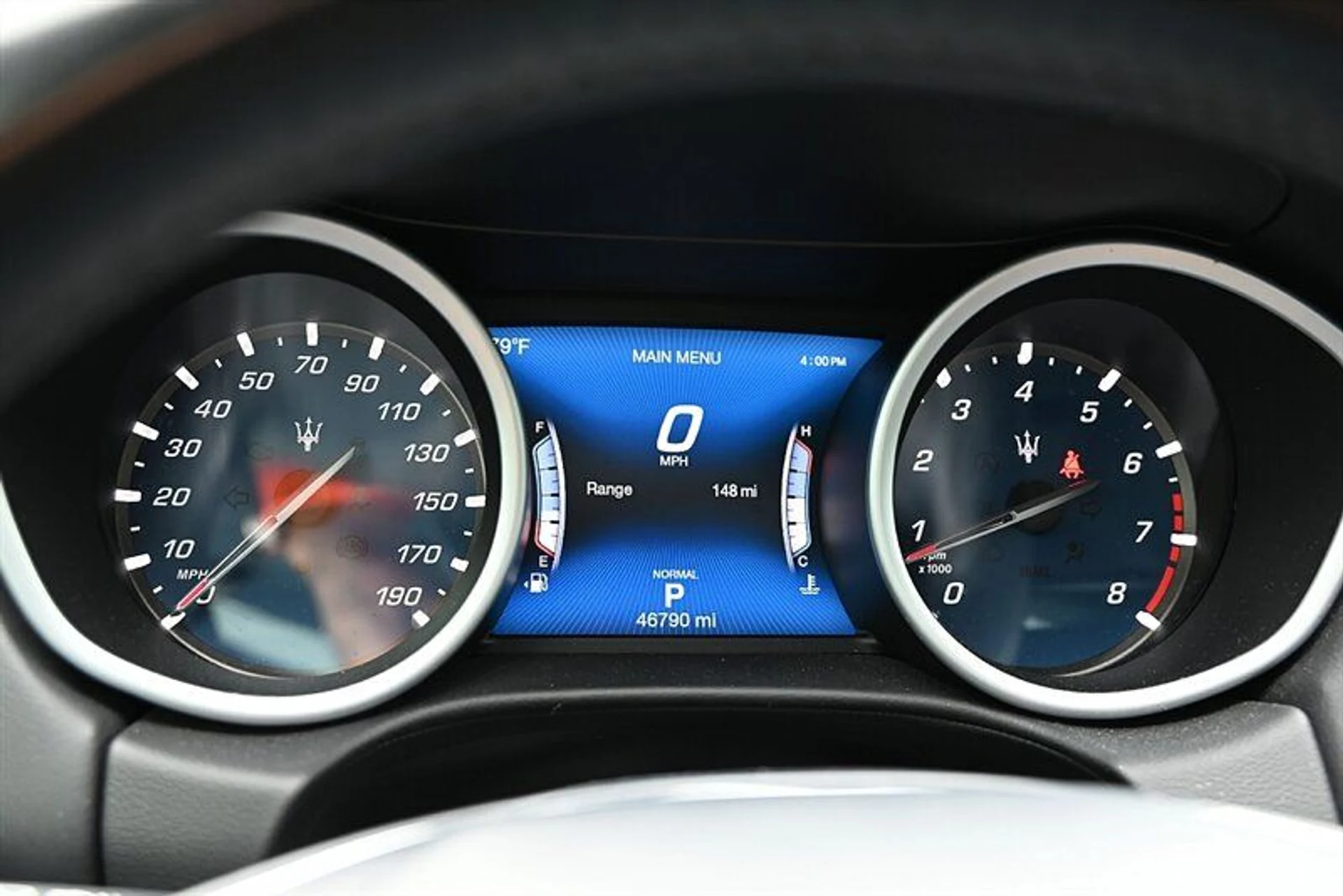 mph044_1088486608_48346c4278_800_6a3ba3e088