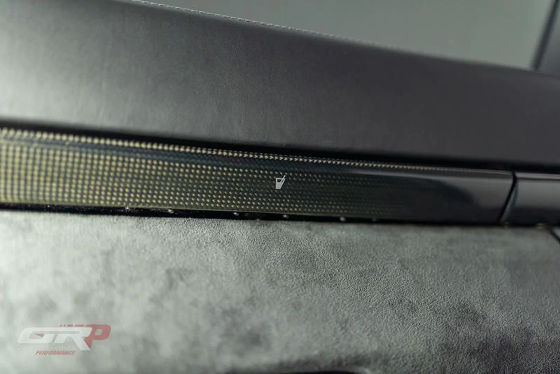 mph044_109074478_4_EDD_50_AE_56_FD_4366_8_DD_0_9_F8_BD_4_ED_536_F_3204fb7499