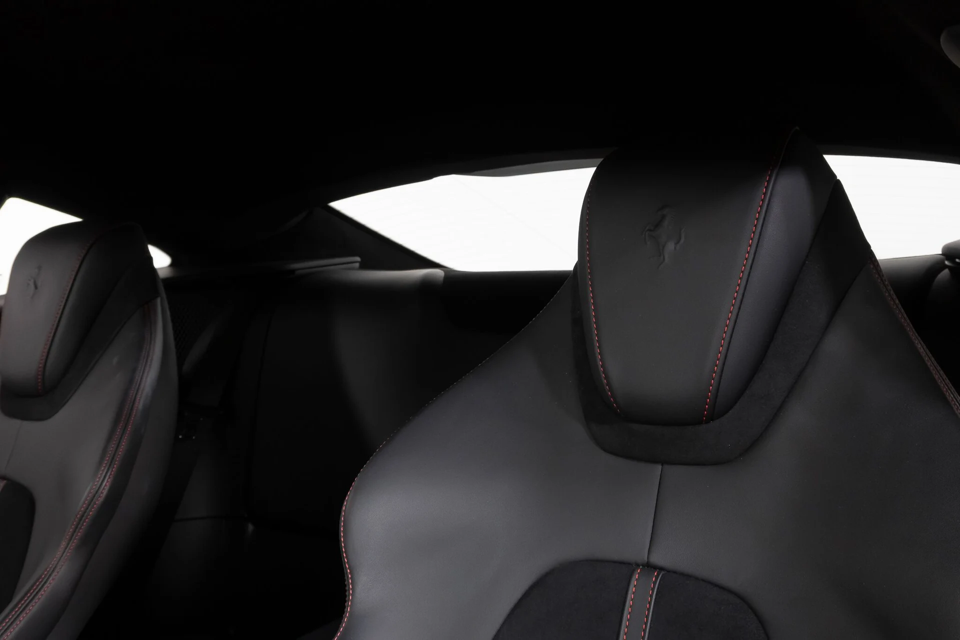 mph044_109297305_e0d39b592b2b08850d9e501f04ae5ce1_817704f3fa