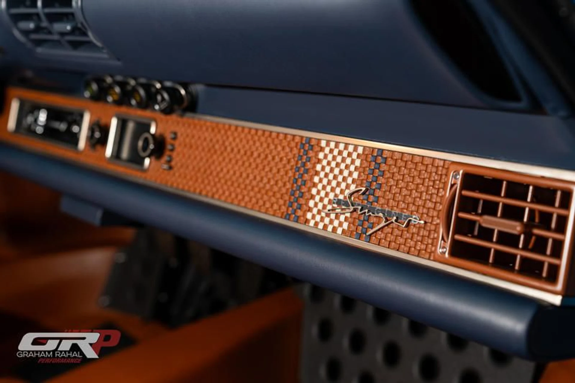 mph044_1104973475_9_EA_3_B8_D4_C671_4_CA_4_925_E_C7907_C3_D0_CED_6124e30112