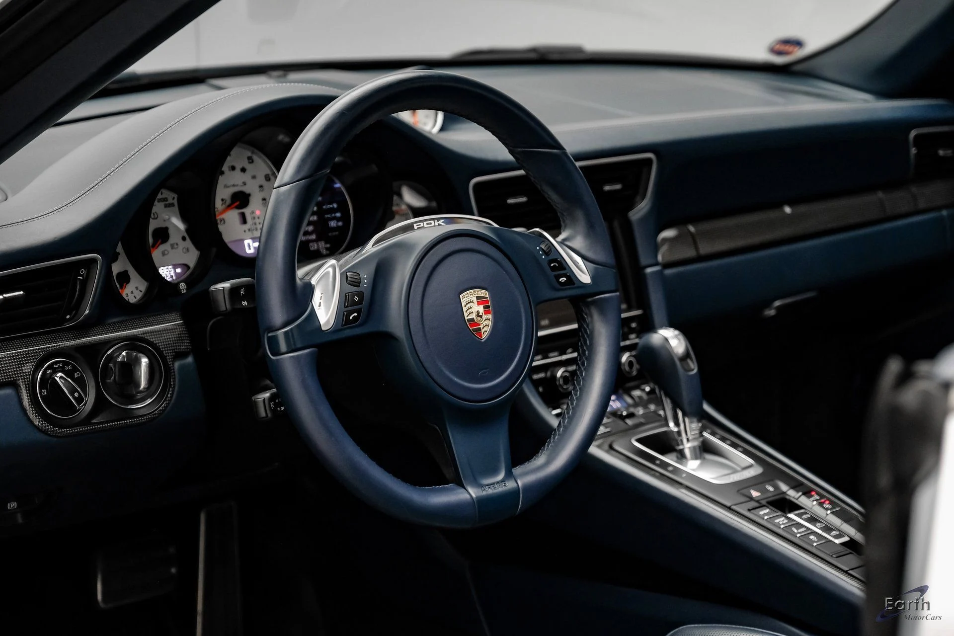 mph044_1130308427_1a5e97d87aed0d0822448c2f62d97696x_fc745b7b94