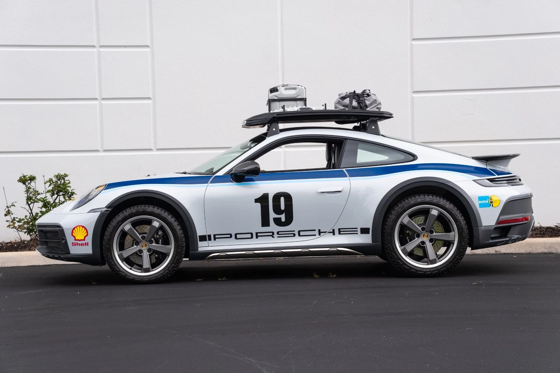 mph044_115299716_Used_2024_Porsche_911_Dakar_1780610105_9277b3e10c