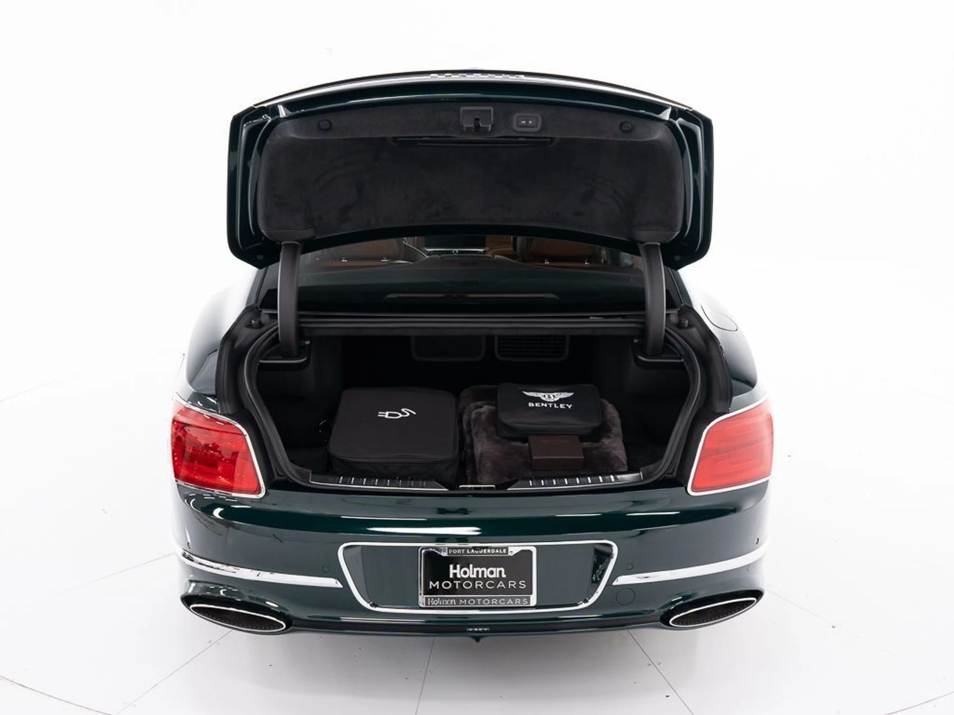 mph044_116214416_edfd24f0de68883e2419feb11529fa02_57d2630330