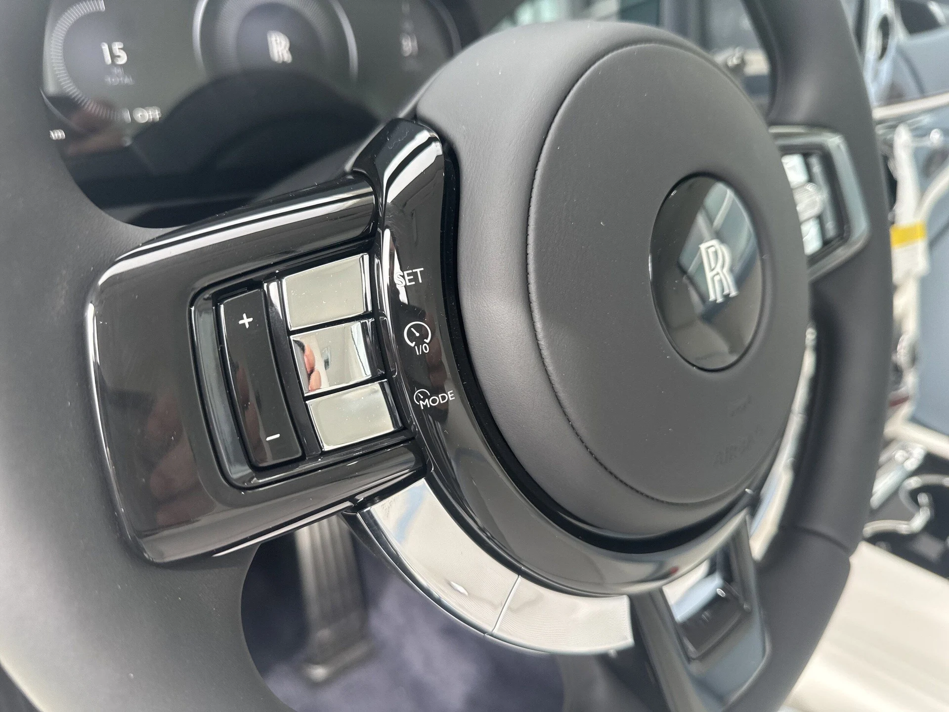 mph044_1173497322_6385f4013c481830e501f8deffcc5942x_bc1b69c543