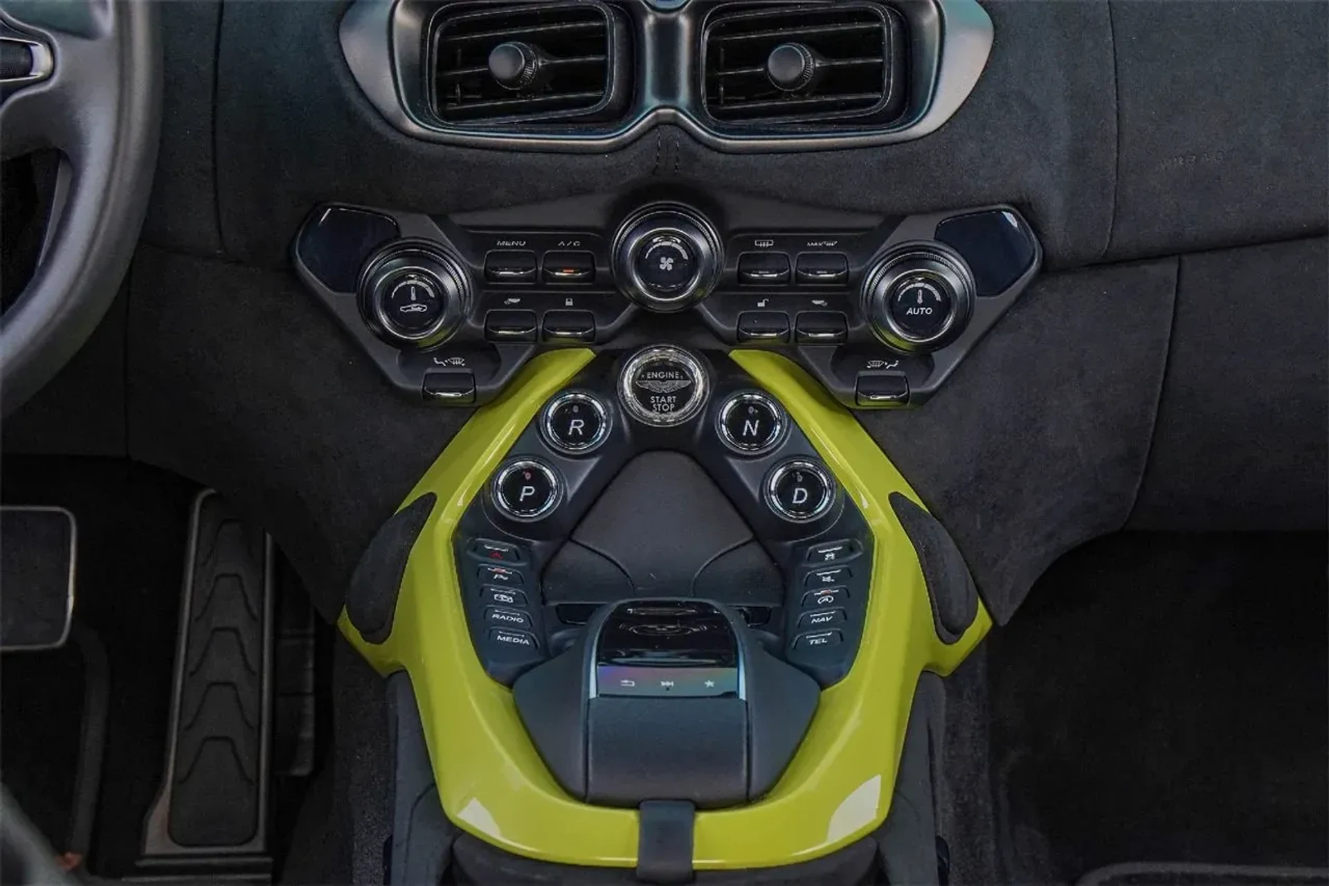 mph044_1176560103_dd6c098cb5df4f02842e0a68741d25b4_3cdcabcd62