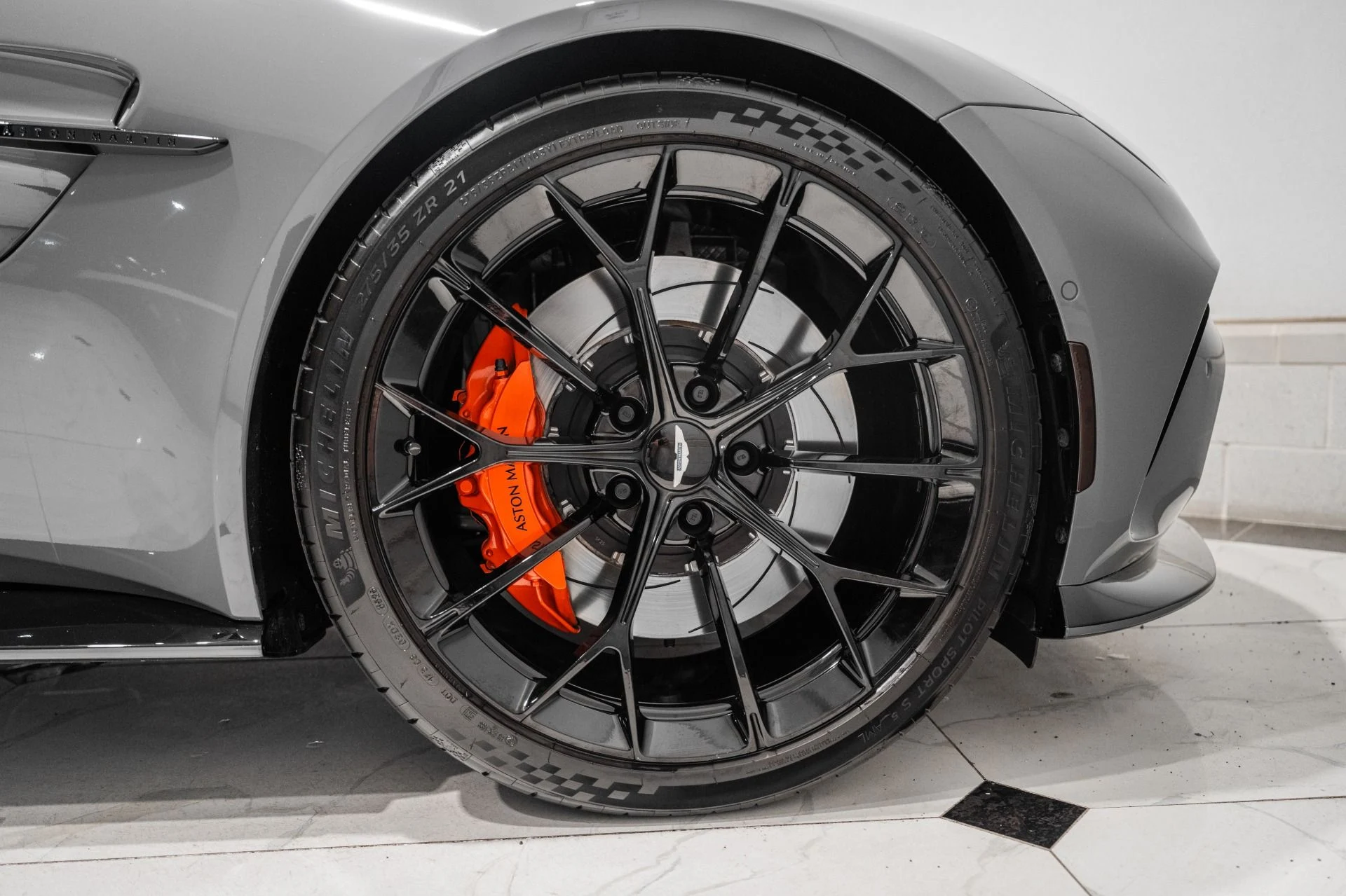 mph044_1178451977_Used_2026_Aston_Martin_Vantage_S_1778492725_e22f4d1fb7