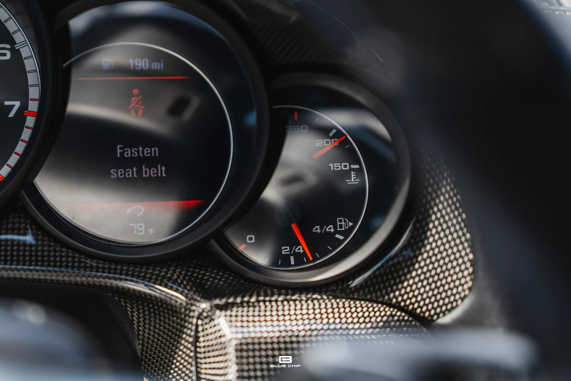 mph044_1180189308_6a2c27e051e970f82471661d_2017_Porsche_911_Turbo_45_250175459c