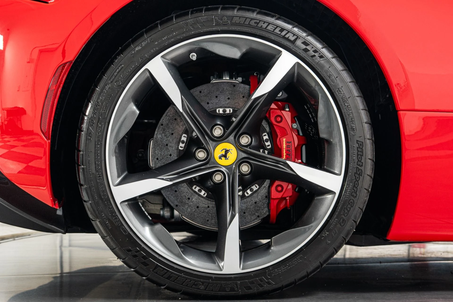 mph044_1180827291_Used_2025_Ferrari_SF_90_Spider_1779917400_b93e6d24cc