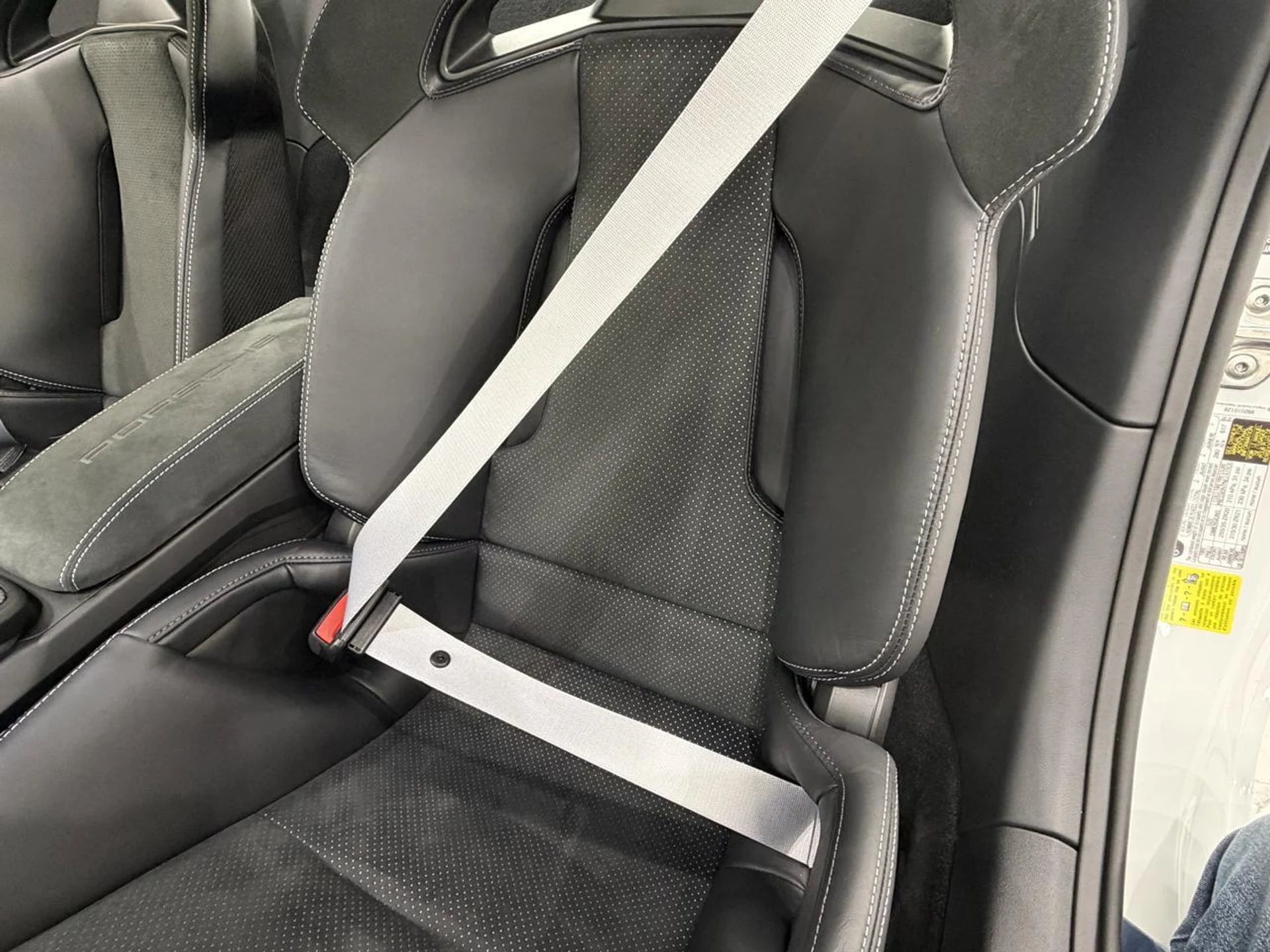 mph044_1184565296_afd274b16b72568df6977393584f95aa_dd0ff2163a