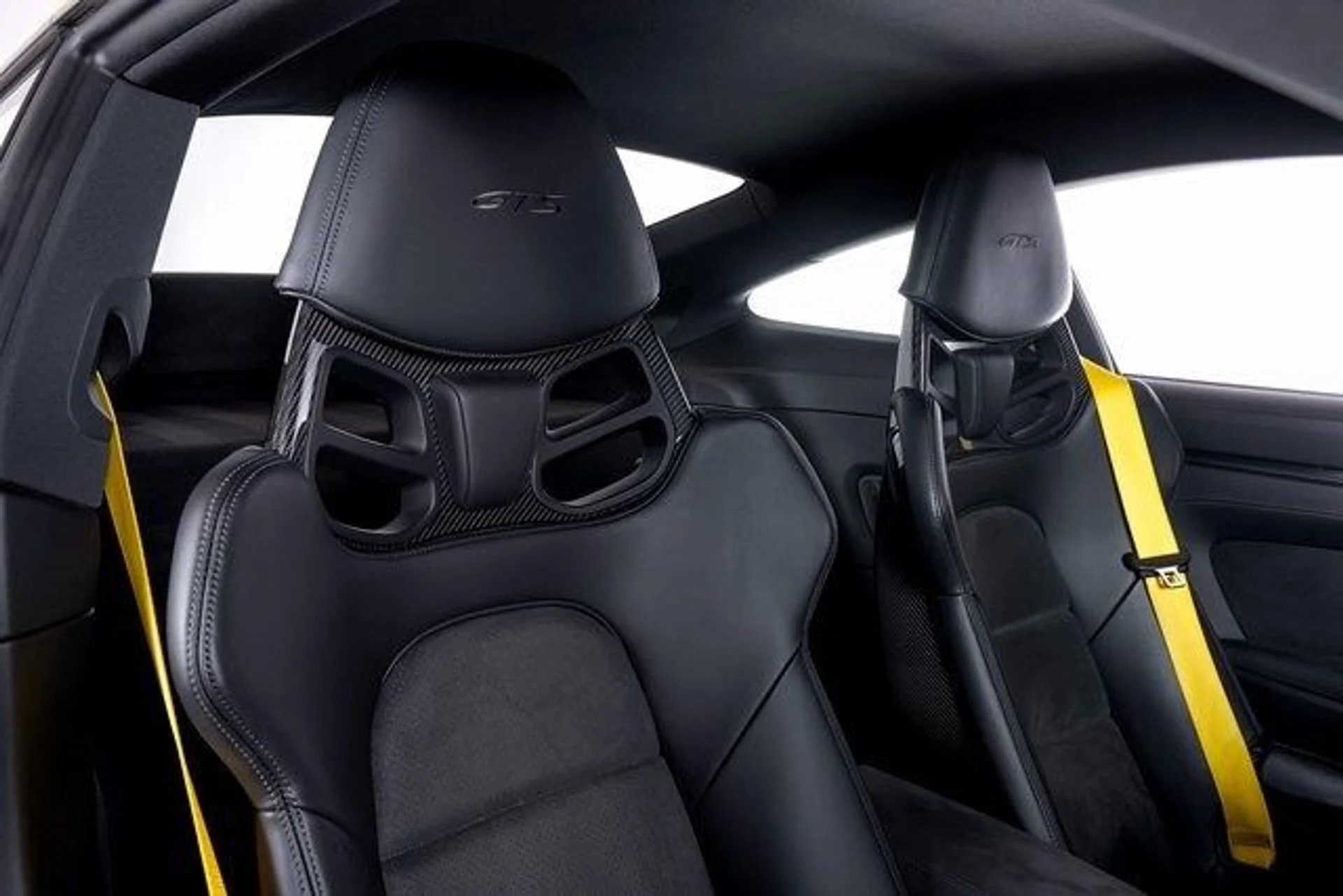 mph044_1194787792_f5dbc71c982fa63c2336852cd193f8d8x_587ea55044