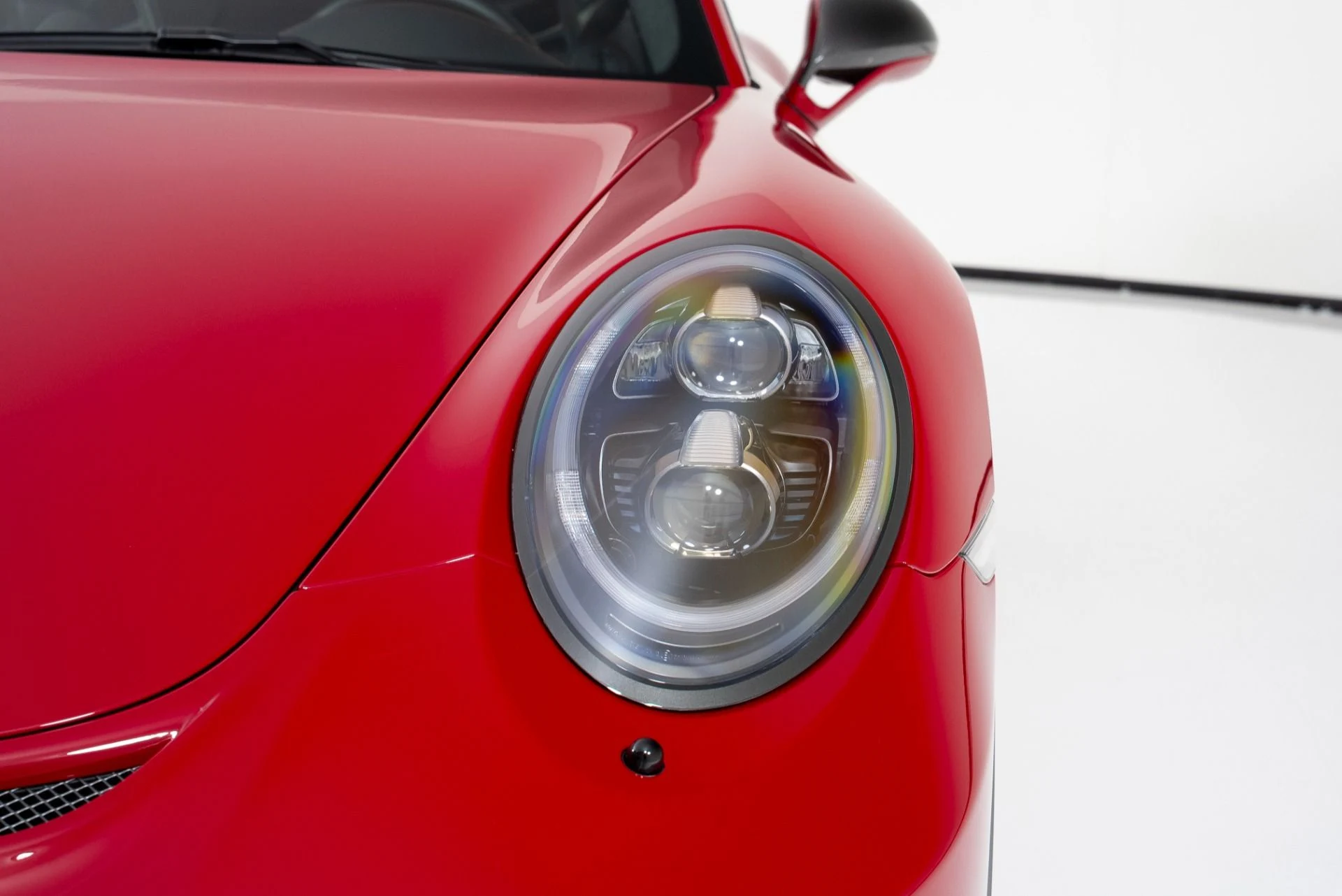 mph044_1197630557_Used_2019_Porsche_911_GT_3_1757463299_d97fb7756b