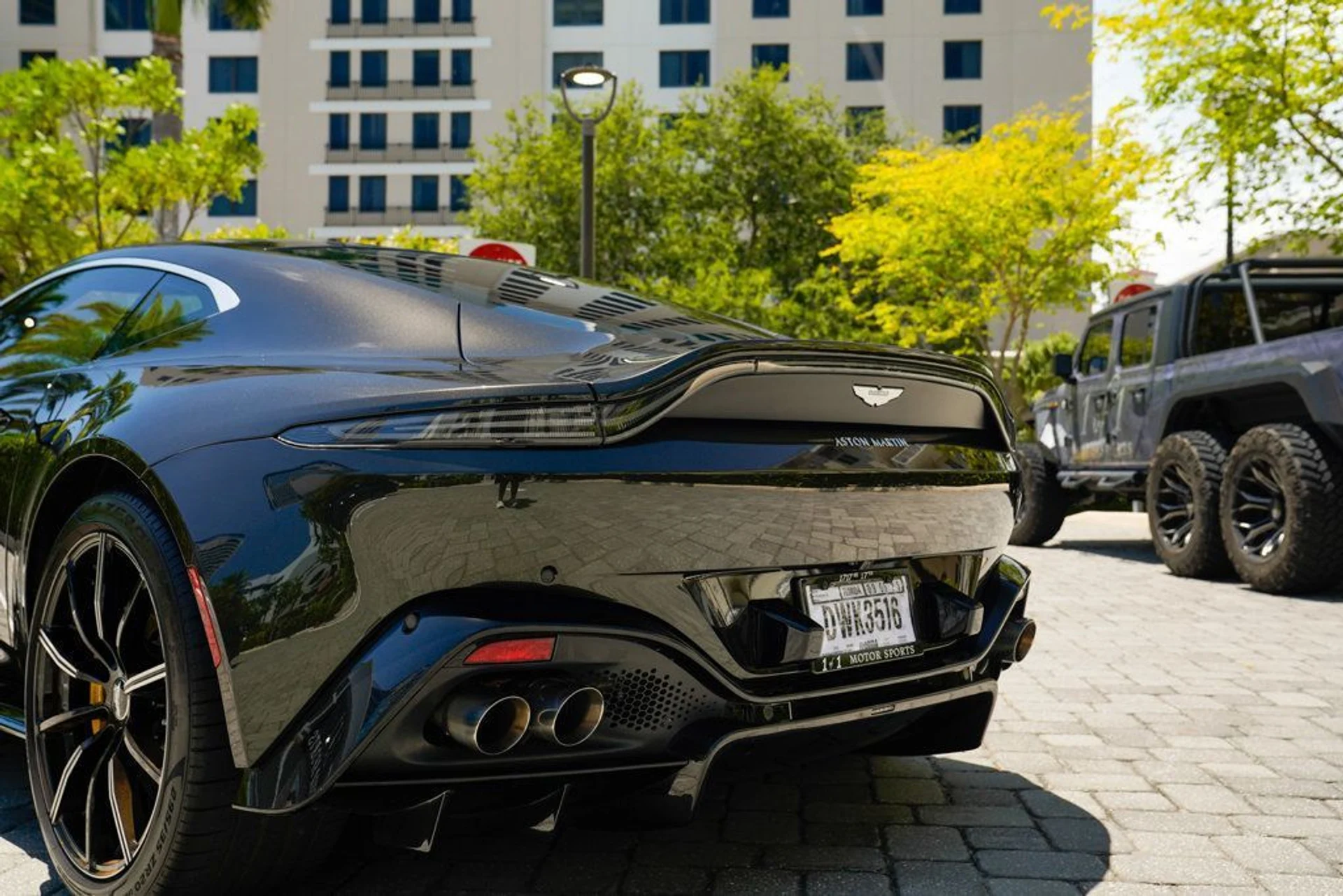 mph044_1220964271_used_2021_aston_martin_vantage_coupemanual_14354_22900621_45_1024_6676dc630c