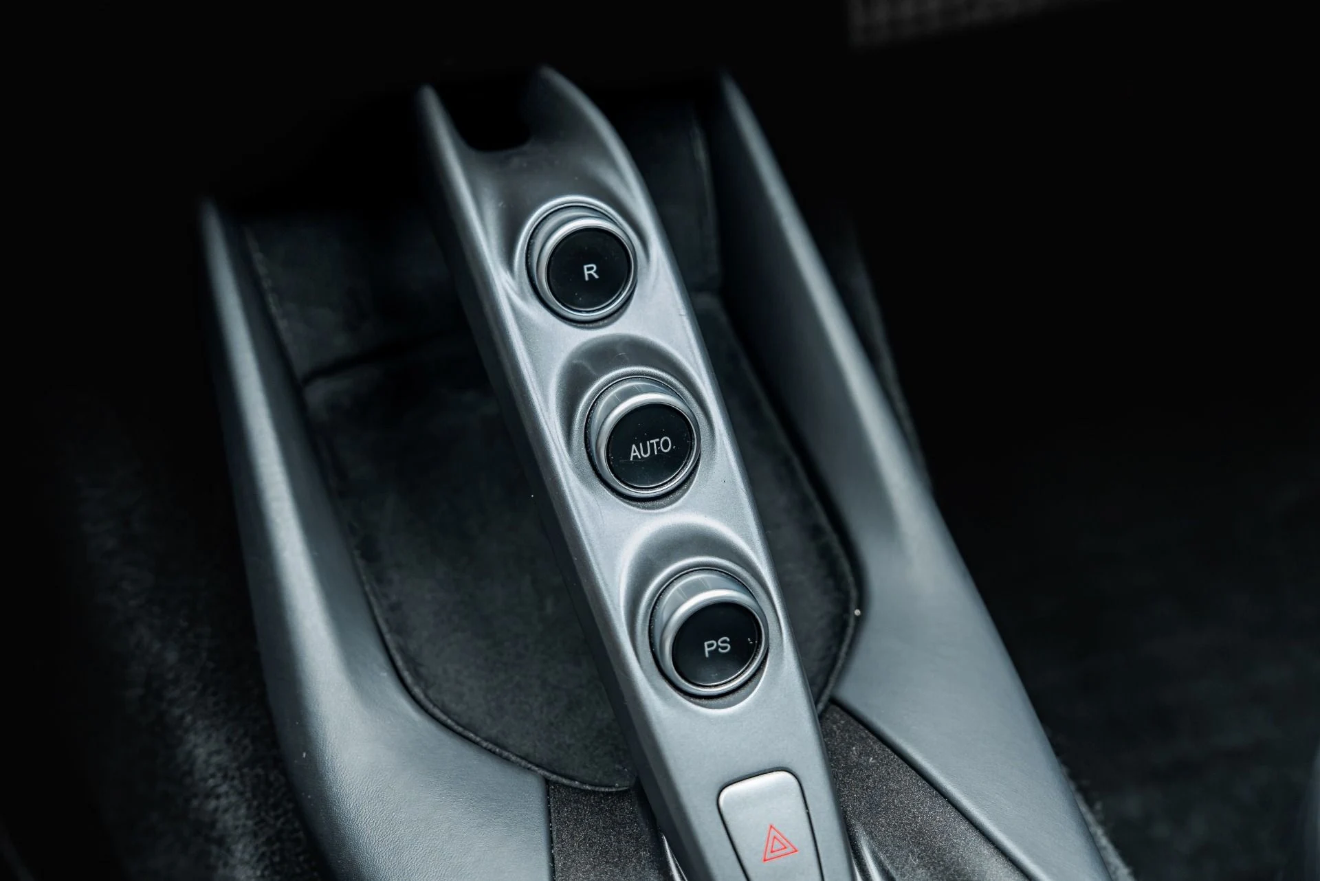 mph044_1221323402_Used_2019_Ferrari_812_Superfast_1784241760_7d5e44c4c1
