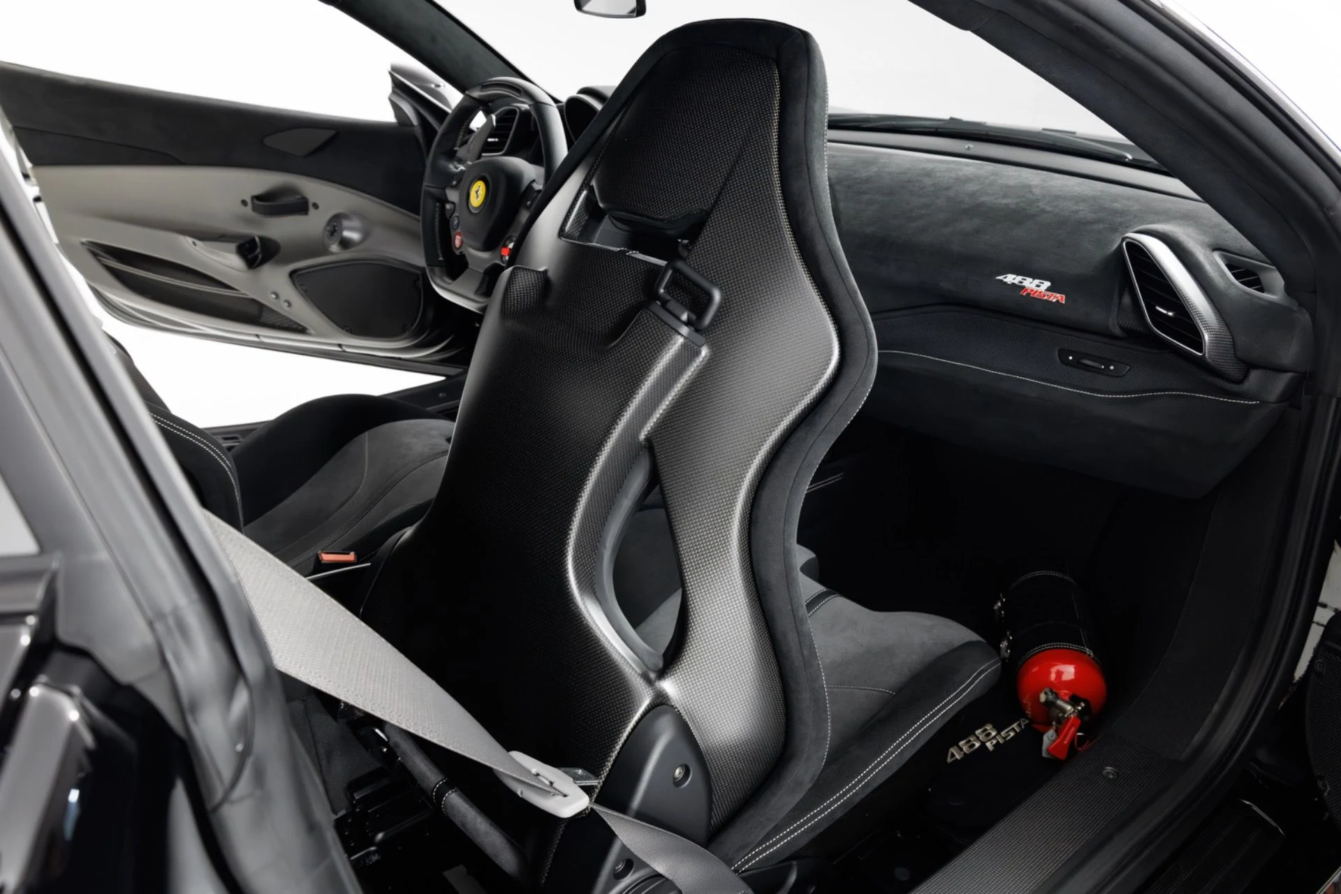 mph044_1253378147_Used_2019_Ferrari_488_Pista_1781884398_17a2a3c47d