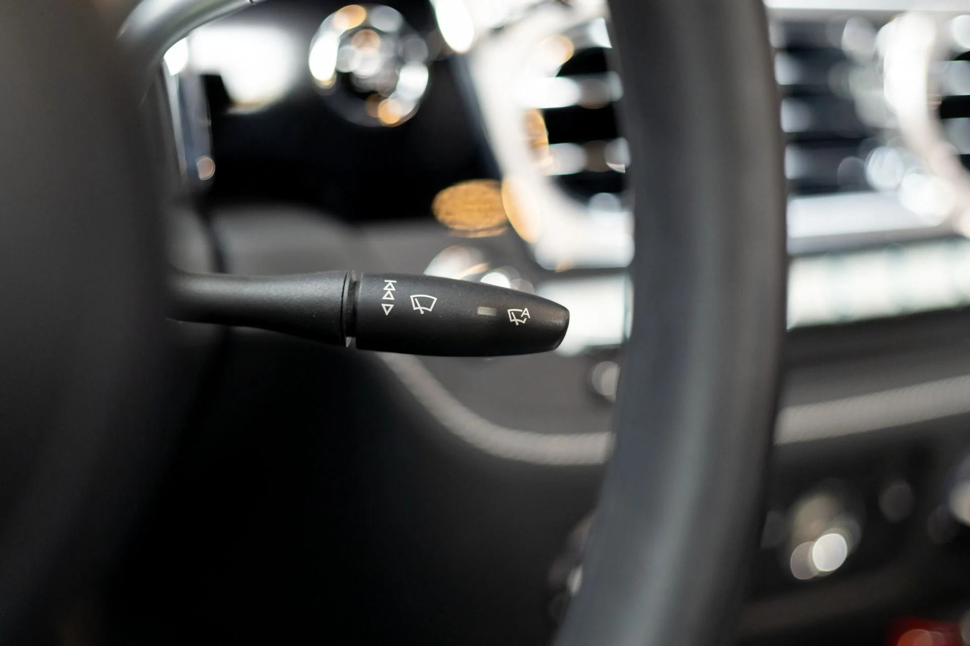 mph044_1262496236_Used_2015_Rolls_Royce_Ghost_1760219601_0e46aca446