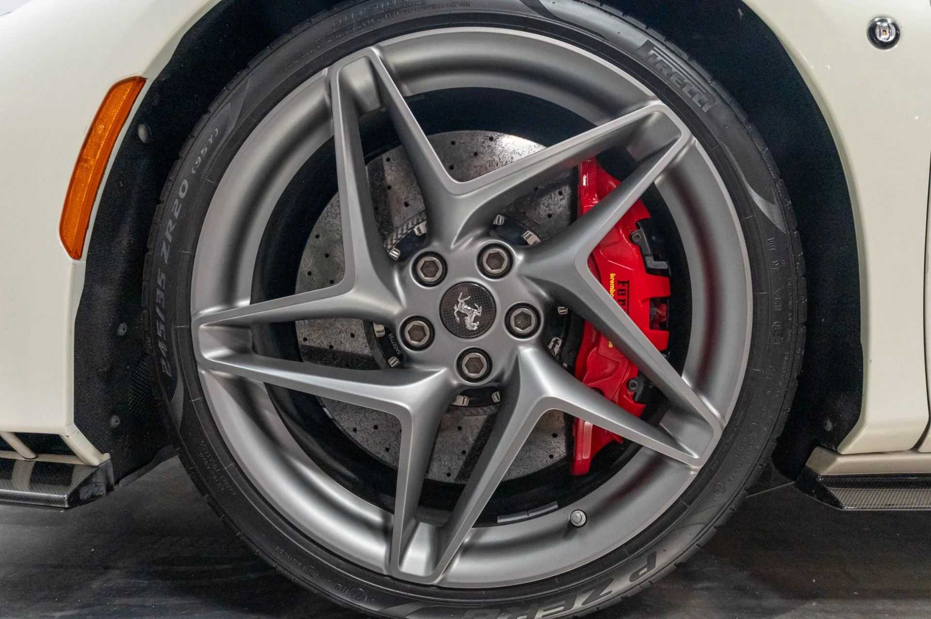 mph044_127341443_Used_2021_Ferrari_F8_Spider_Base_1786140517_08d81650fa