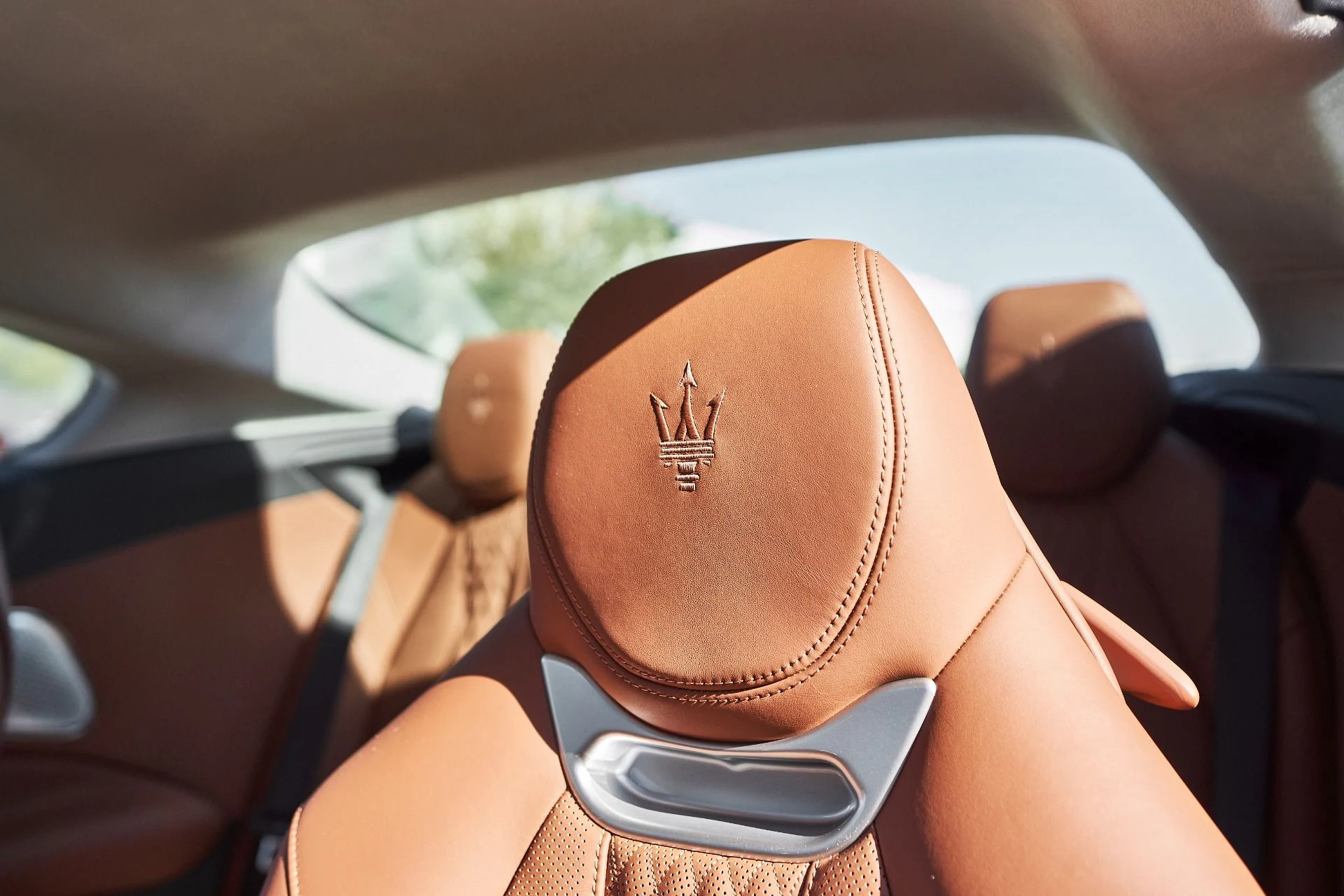 mph044_1302144834_Used_2024_Maserati_Gran_Turismo_Modena_1764124100_9ea6a6582f