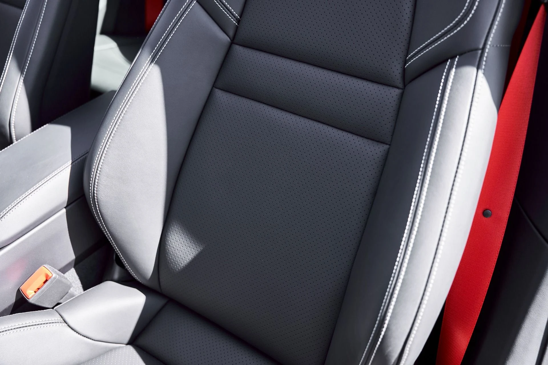 mph044_1307981488_Used_2026_Porsche_911_Targa_4_S_1772843268_d016ac60a0