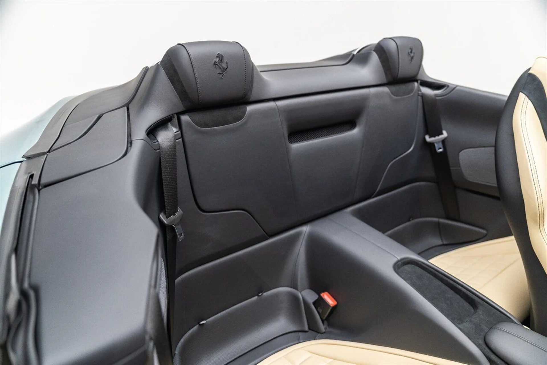 mph044_13102520_6831fb2f9b_1280_7346a1c0a5